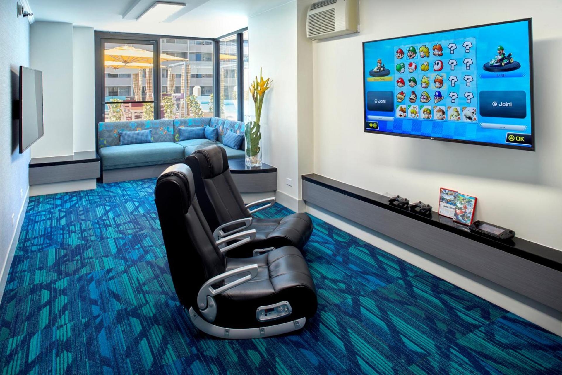 Holiday Inn Express Waikiki by IHG photo 17