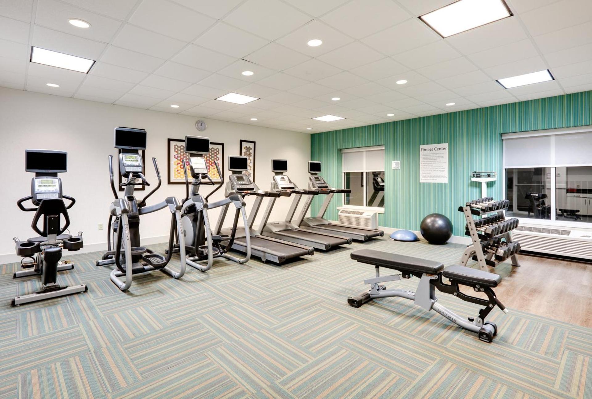 Holiday Inn Express Hotel & Suites Dublin by IHG photo 11