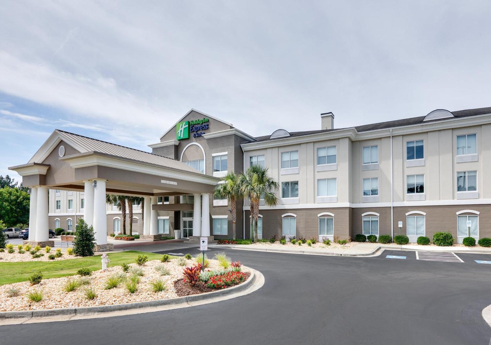 Holiday Inn Express Hotel & Suites Dublin by IHG — hotel in Dublin