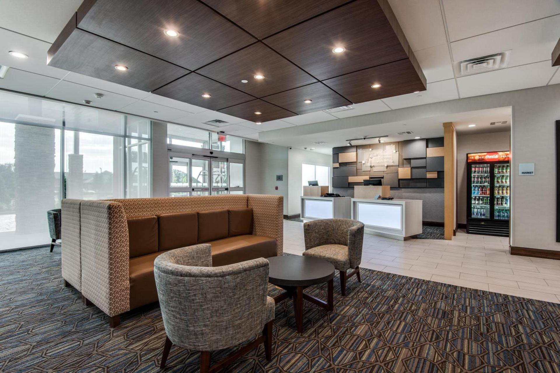 Holiday Inn Express & Suites Dallas North - Addison by IHG photo 13
