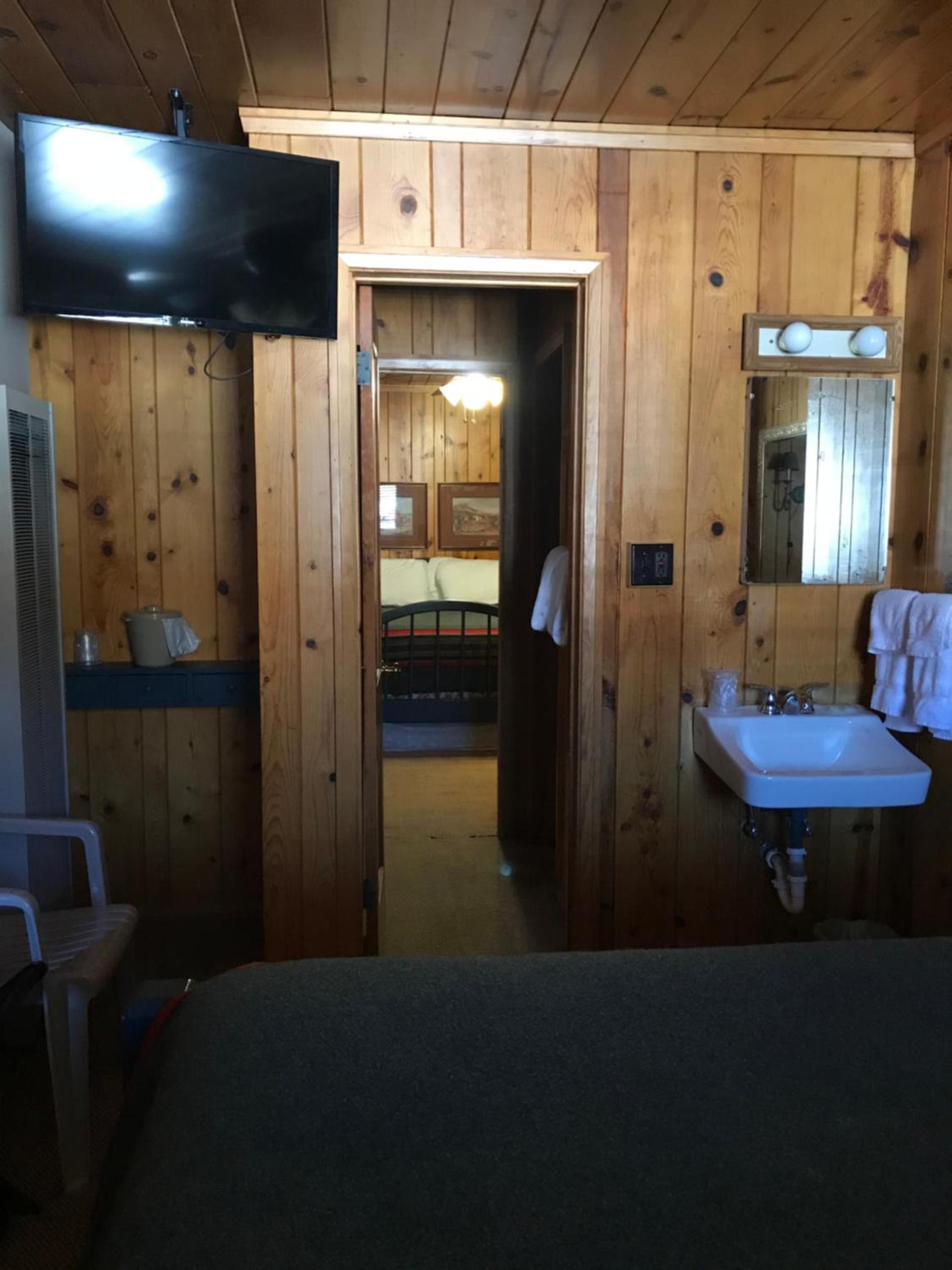 The Lodge at Red River photo 3