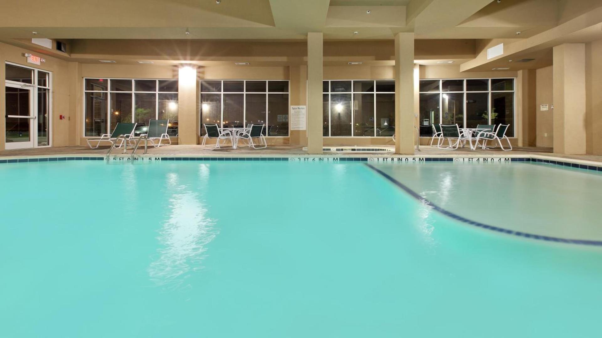 Holiday Inn Garland by IHG photo 31