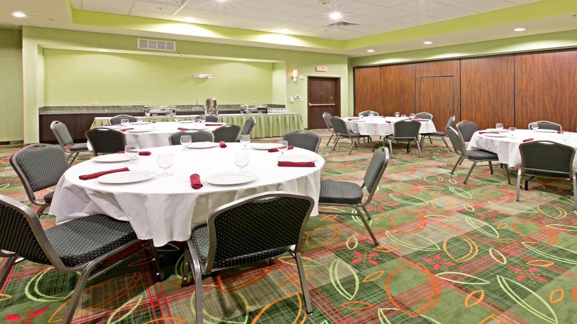 Holiday Inn Garland by IHG photo 74