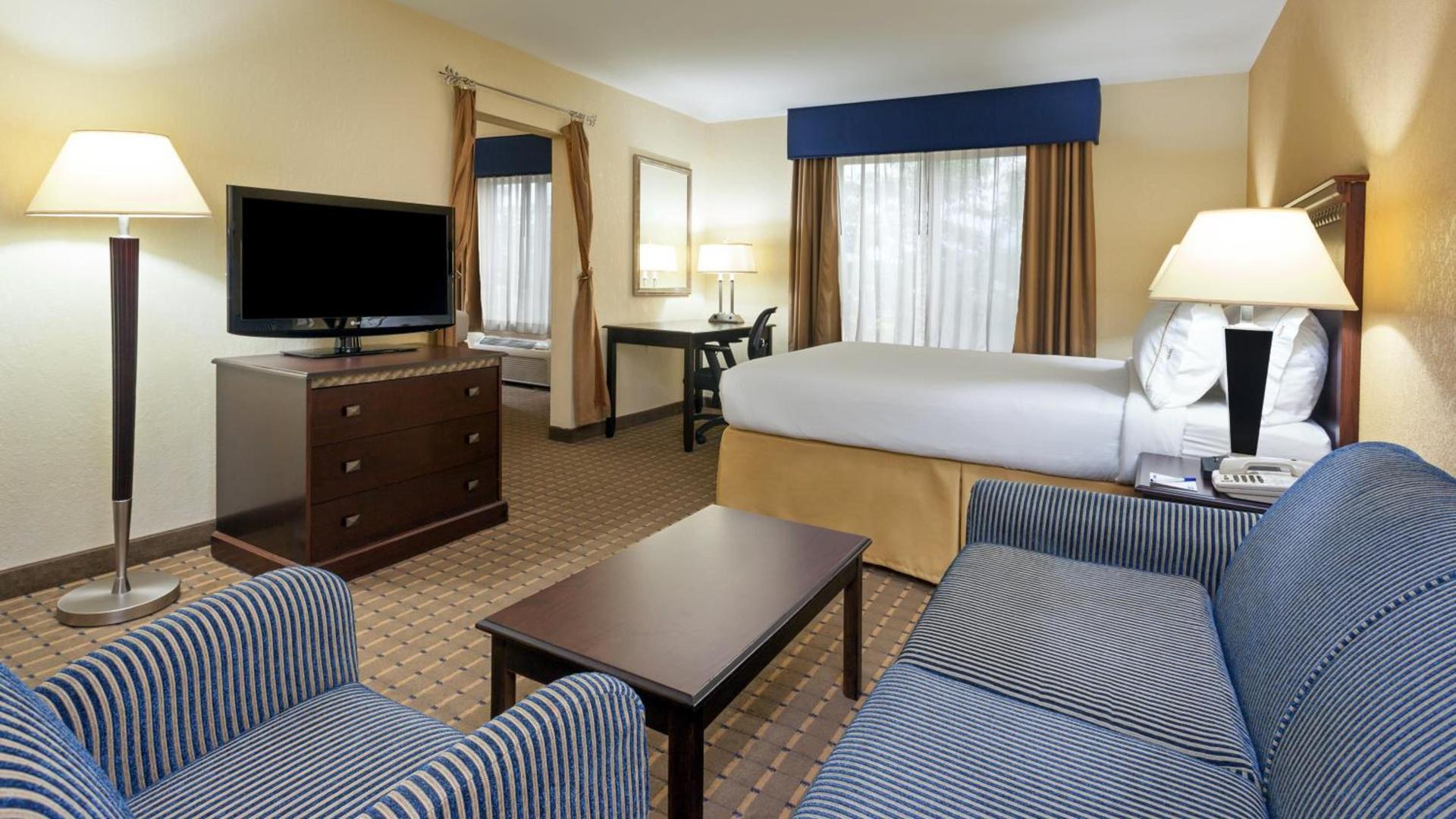 Holiday Inn Express and Suites Allentown West by IHG photo 38