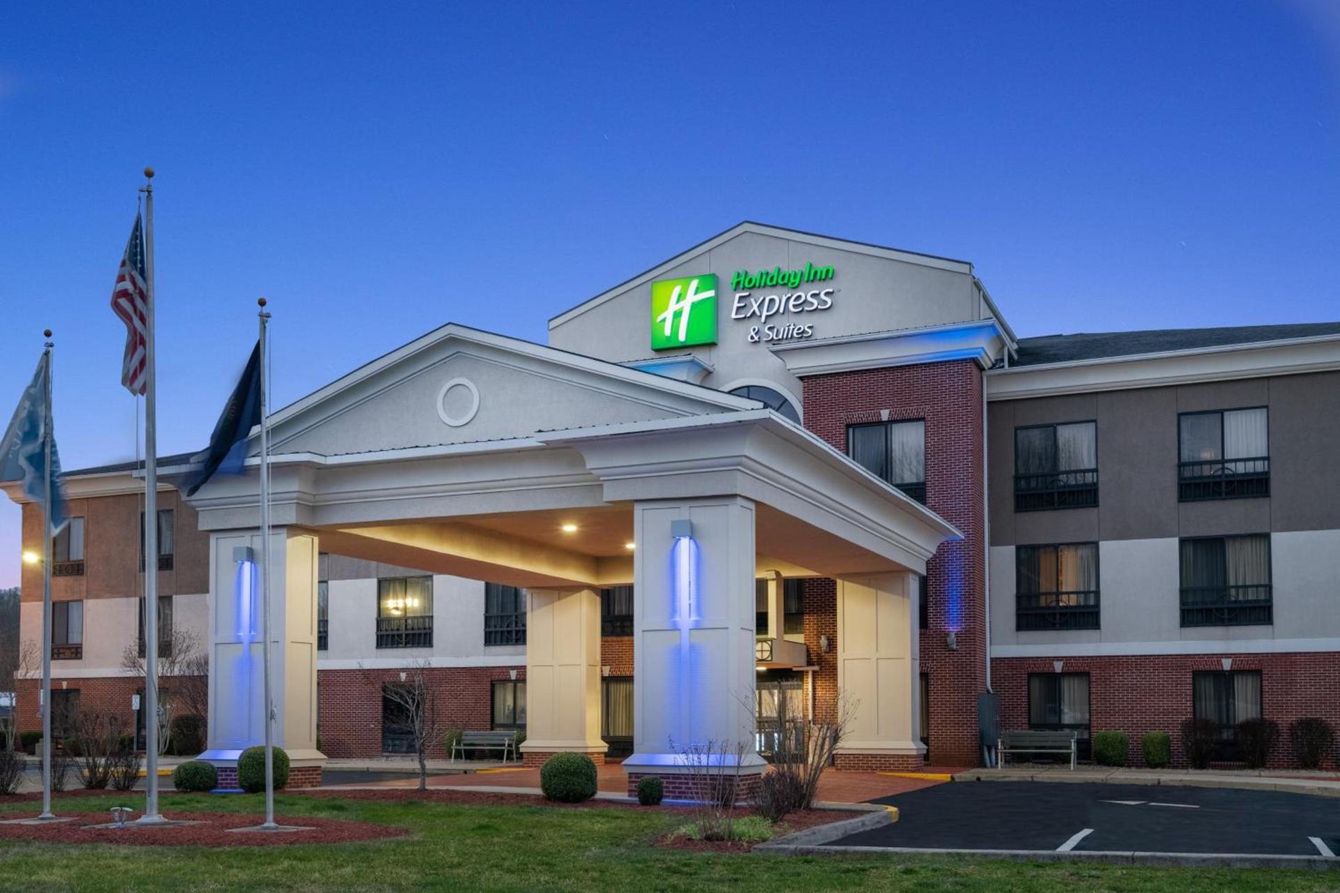 Holiday Inn Express Hotel & Suites Ashland by IHG photo 6