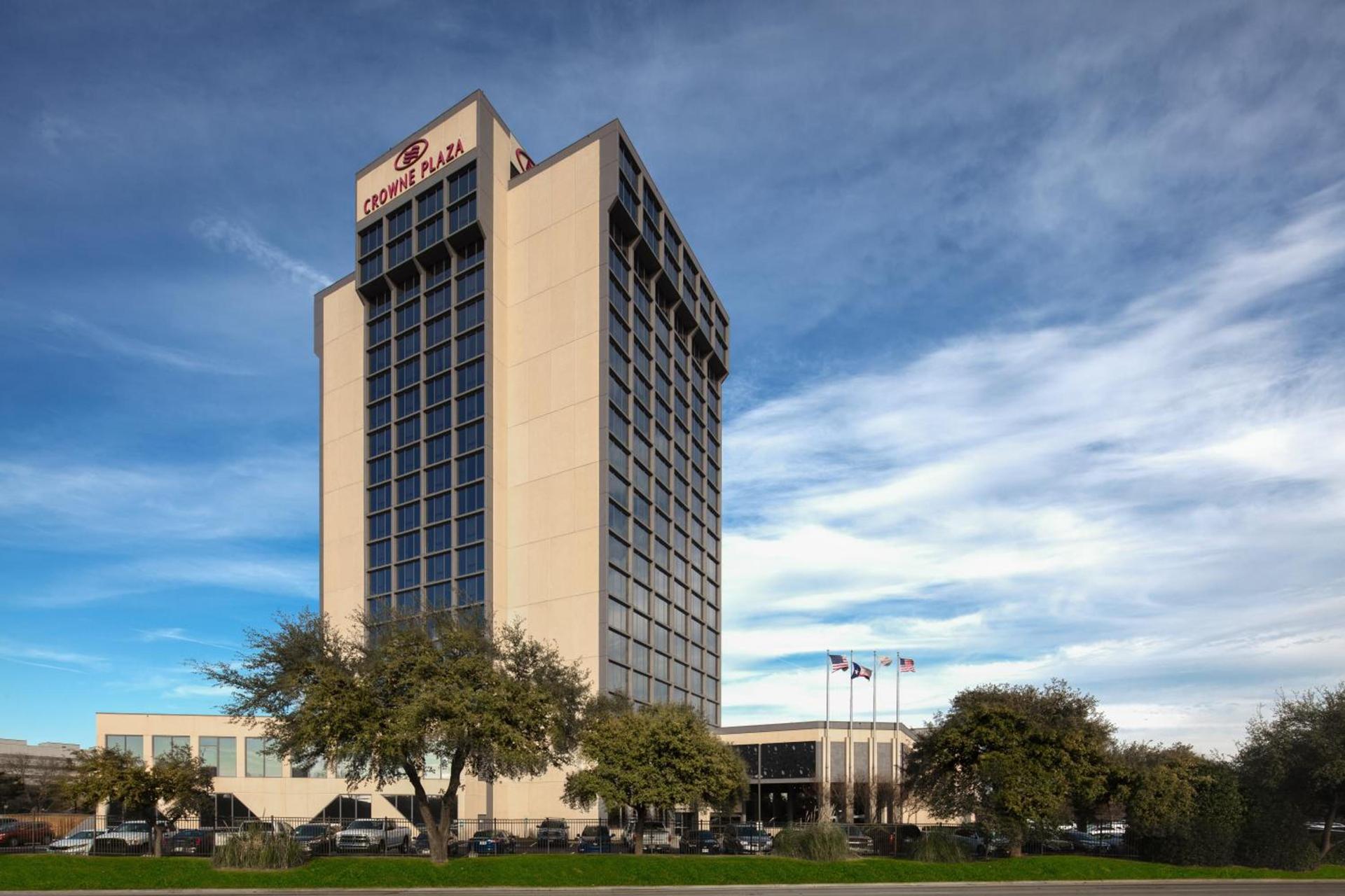 Crowne Plaza Dallas Market Ctr - Love Field, an IHG Hotel photo 24