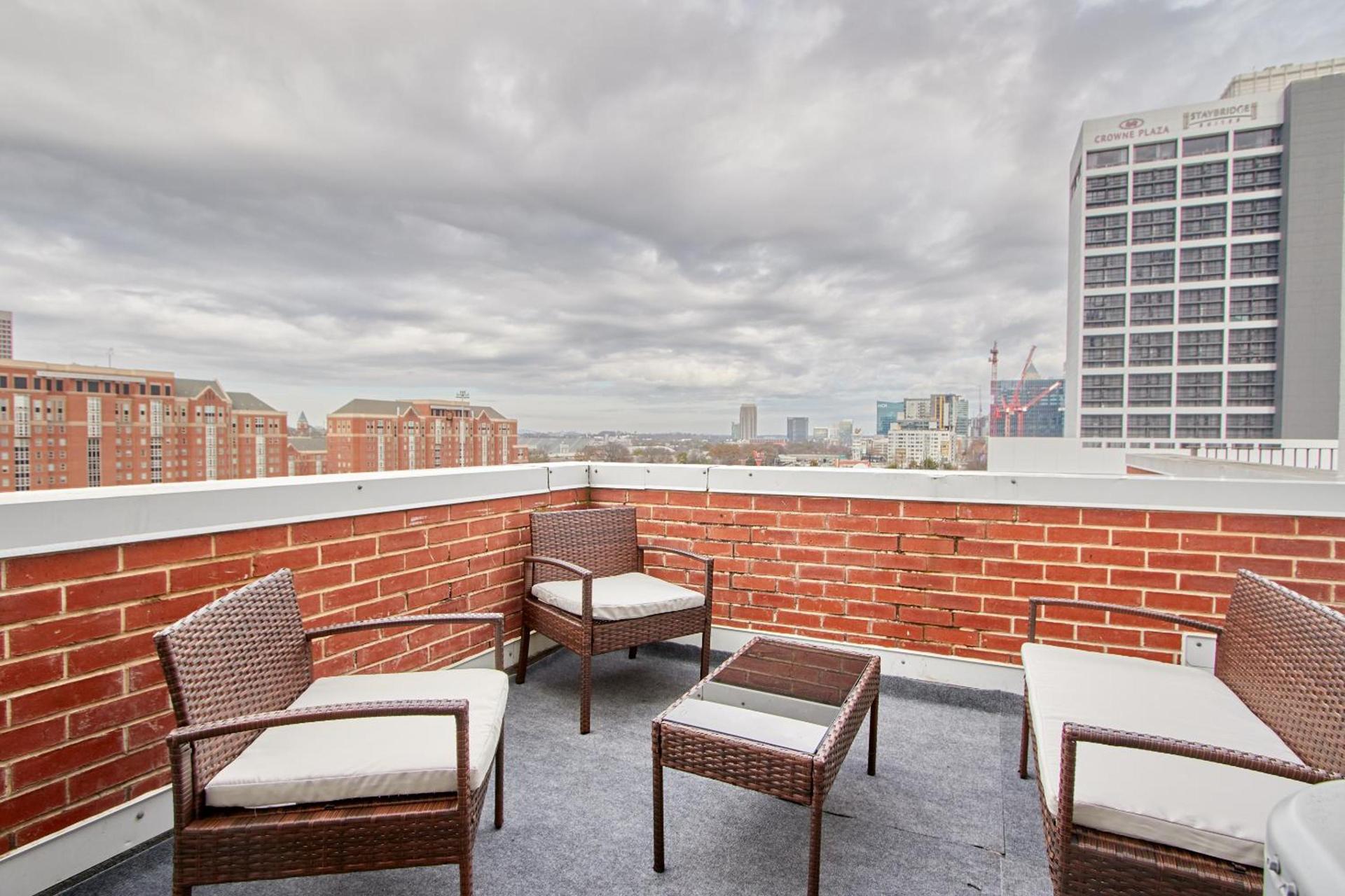 Baltimore Place photo 34
