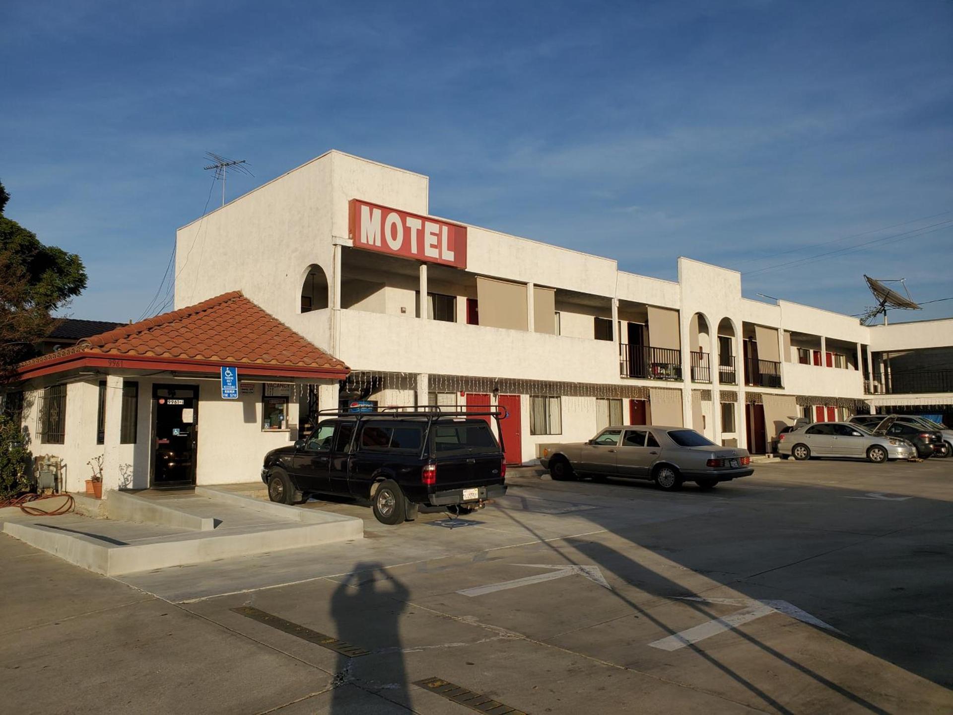 Eunice Plaza Motel photo 27