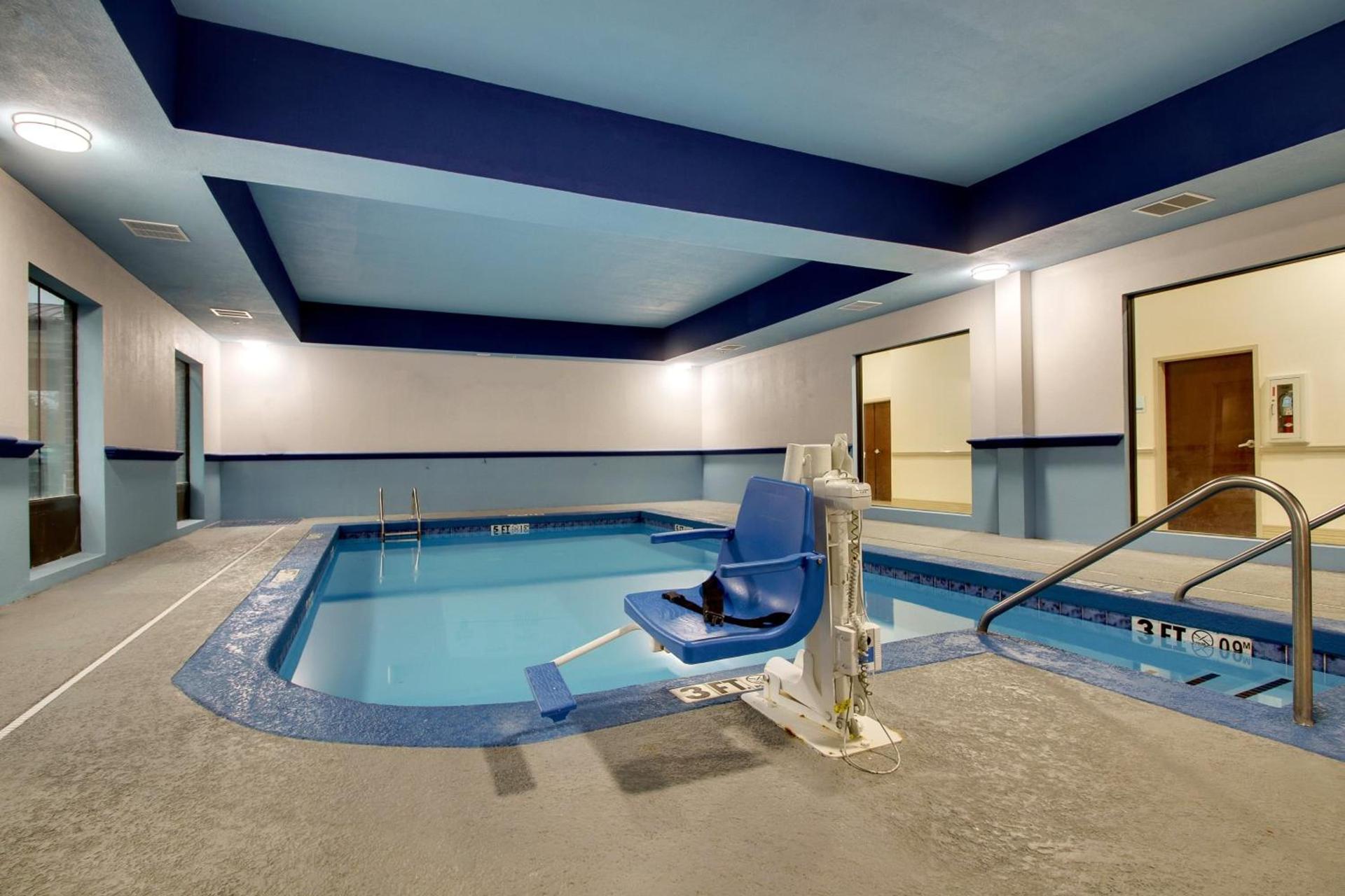 Holiday Inn Express & Suites Laurel by IHG photo 19