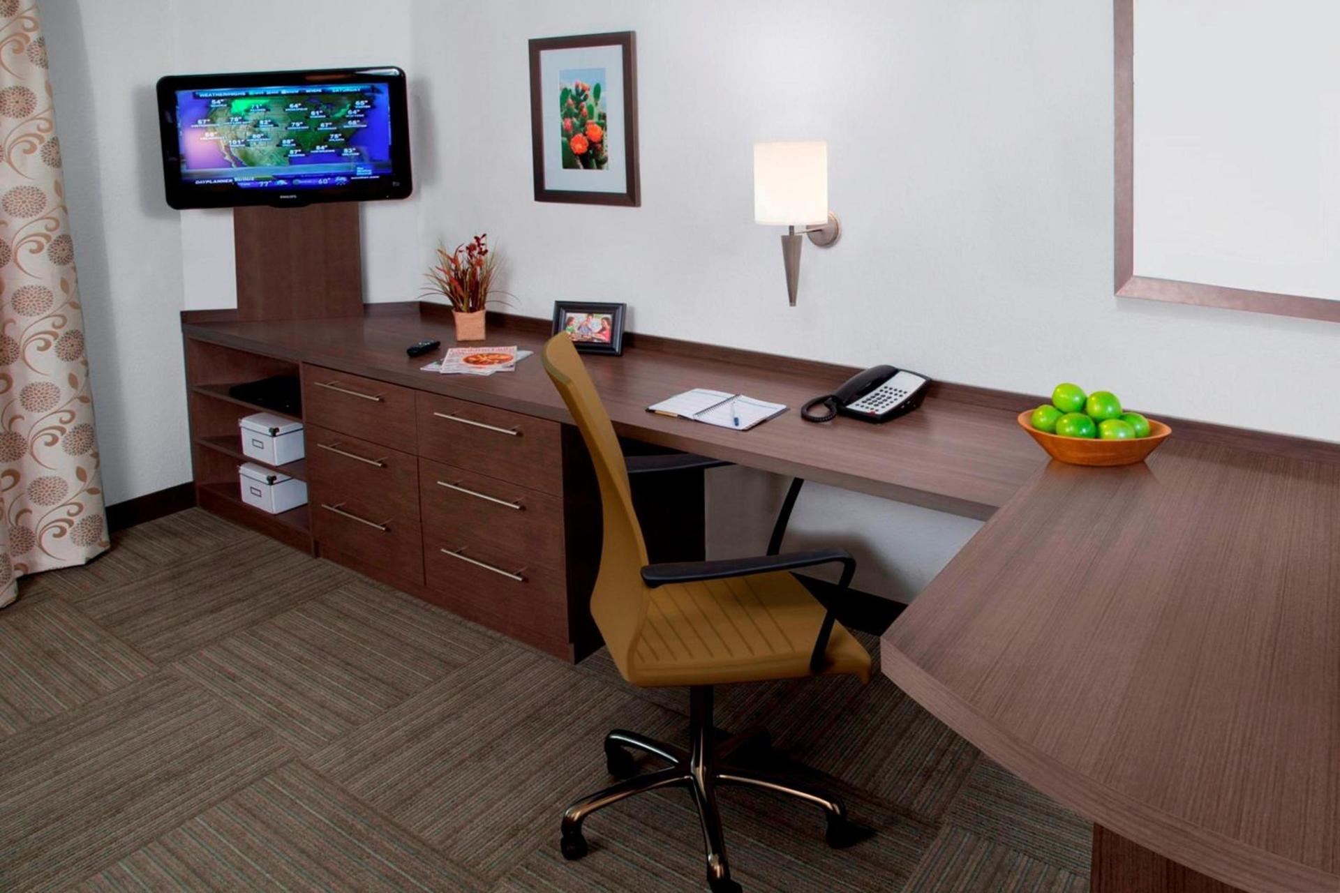Candlewood Suites Oklahoma City - Bricktown by IHG photo 10