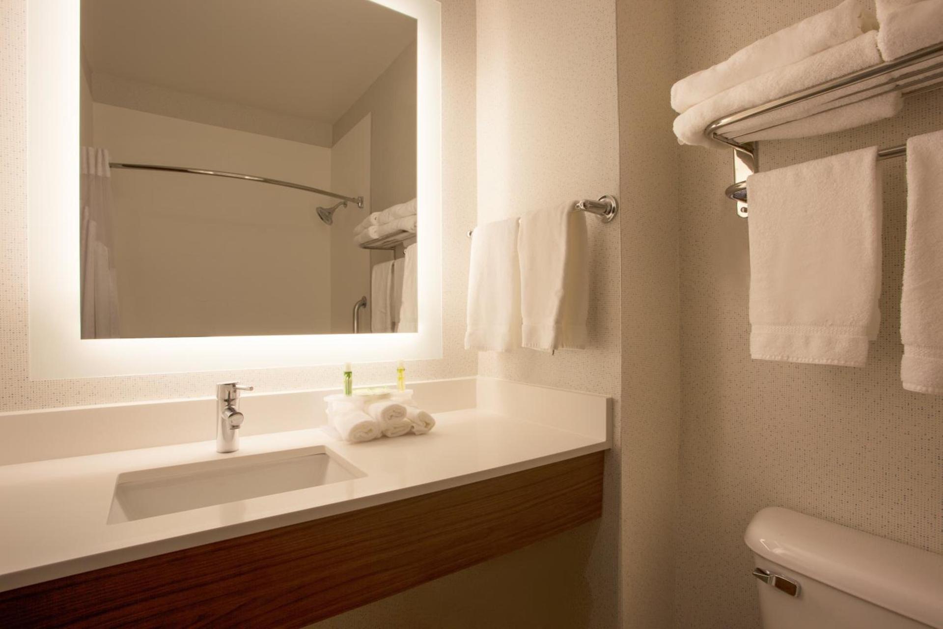 Holiday Inn Express Davis-University Area by IHG photo 55