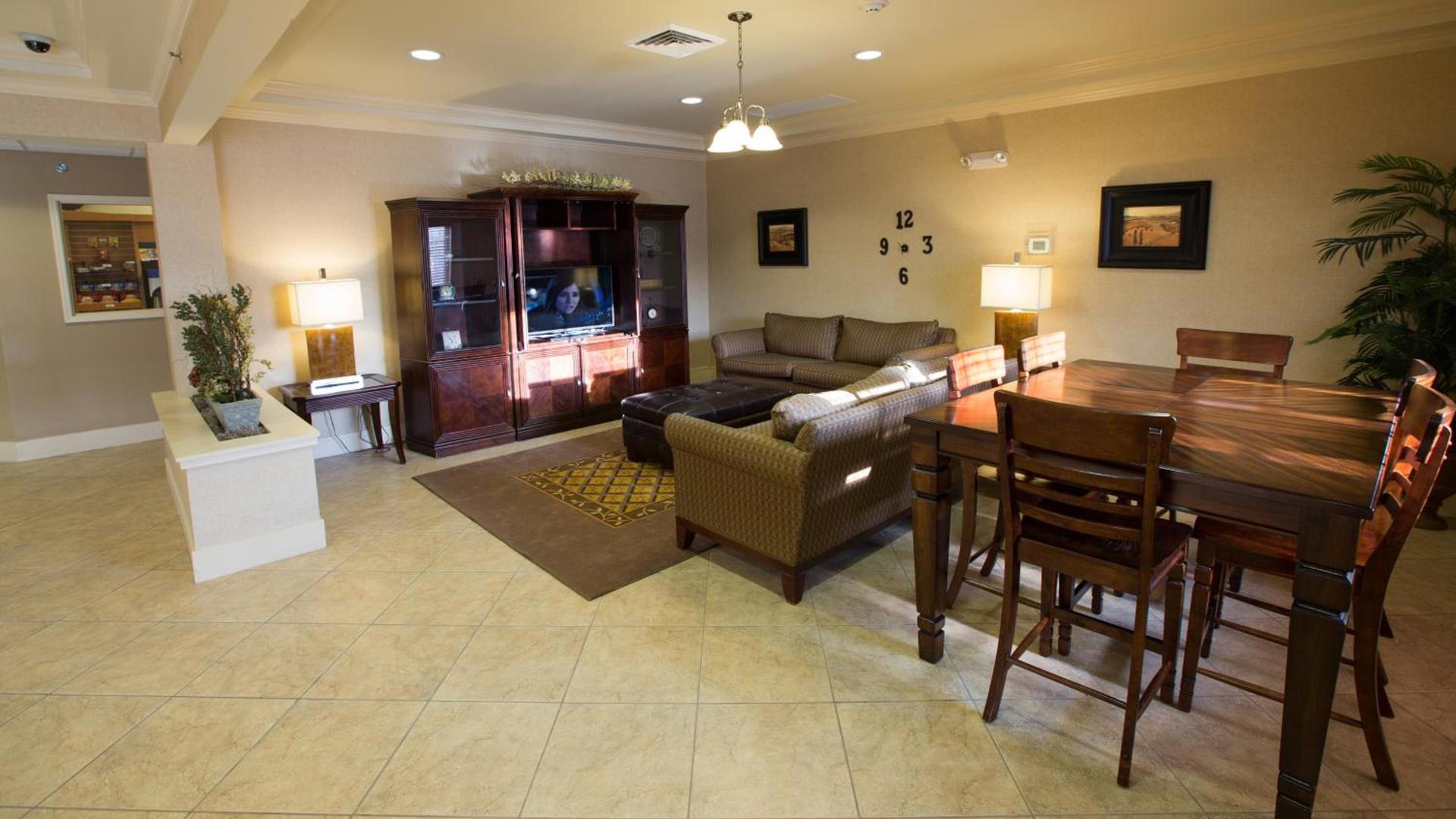 Candlewood Suites Springfield by IHG photo 4
