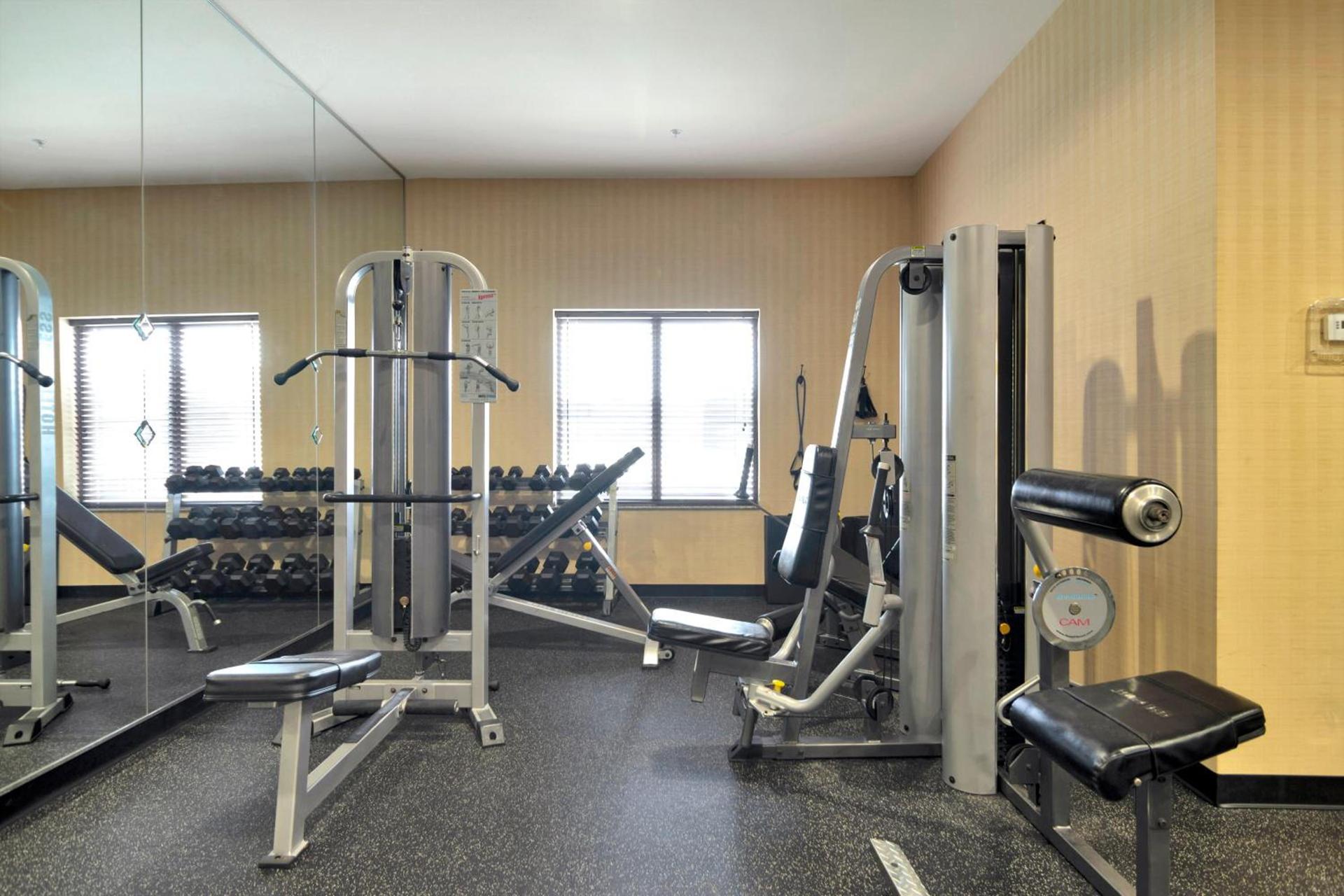 Holiday Inn Express Hotel & Suites DFW West - Hurst by IHG photo 9