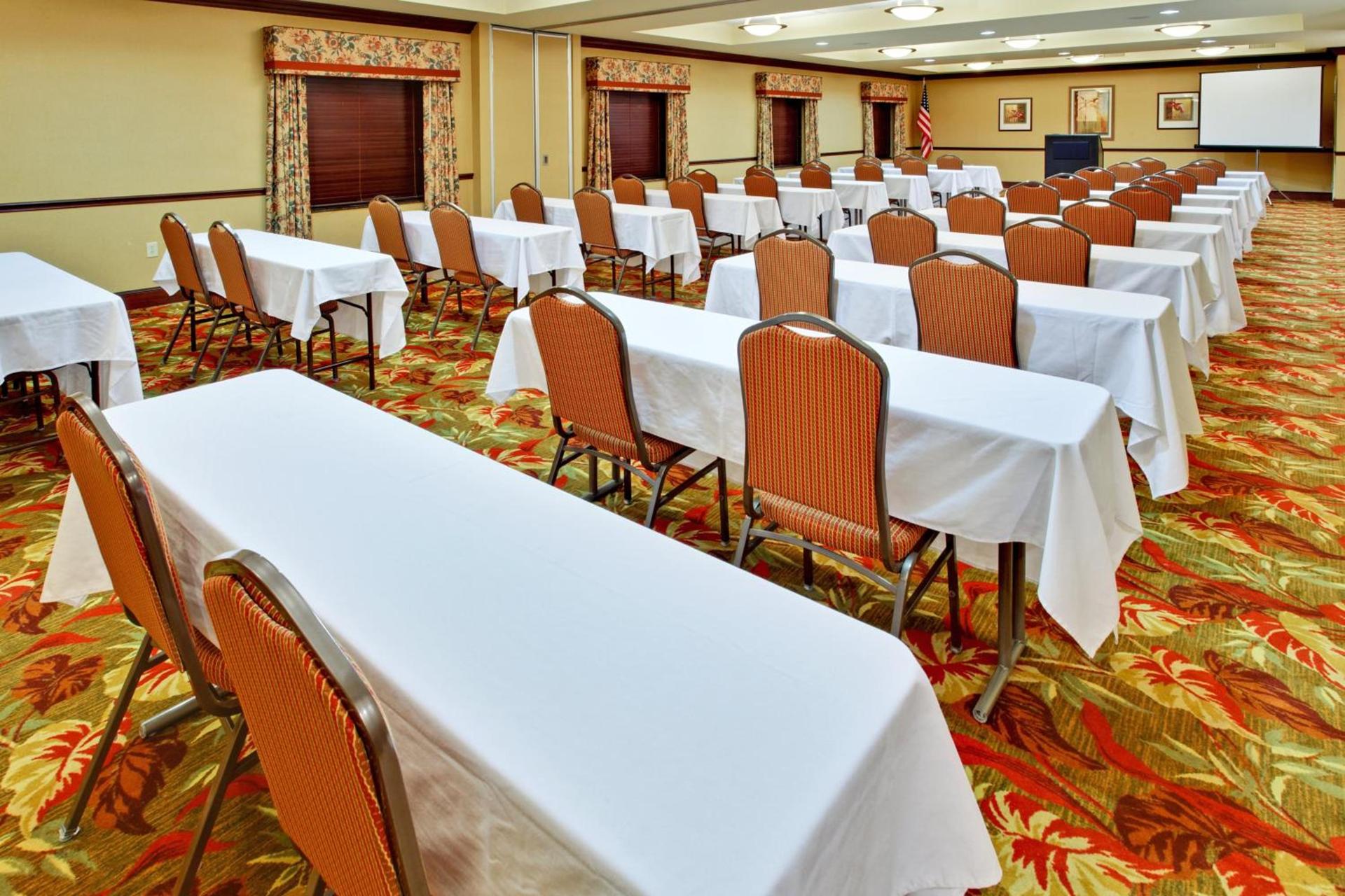 Holiday Inn Express Hotel & Suites DFW West - Hurst by IHG photo 39