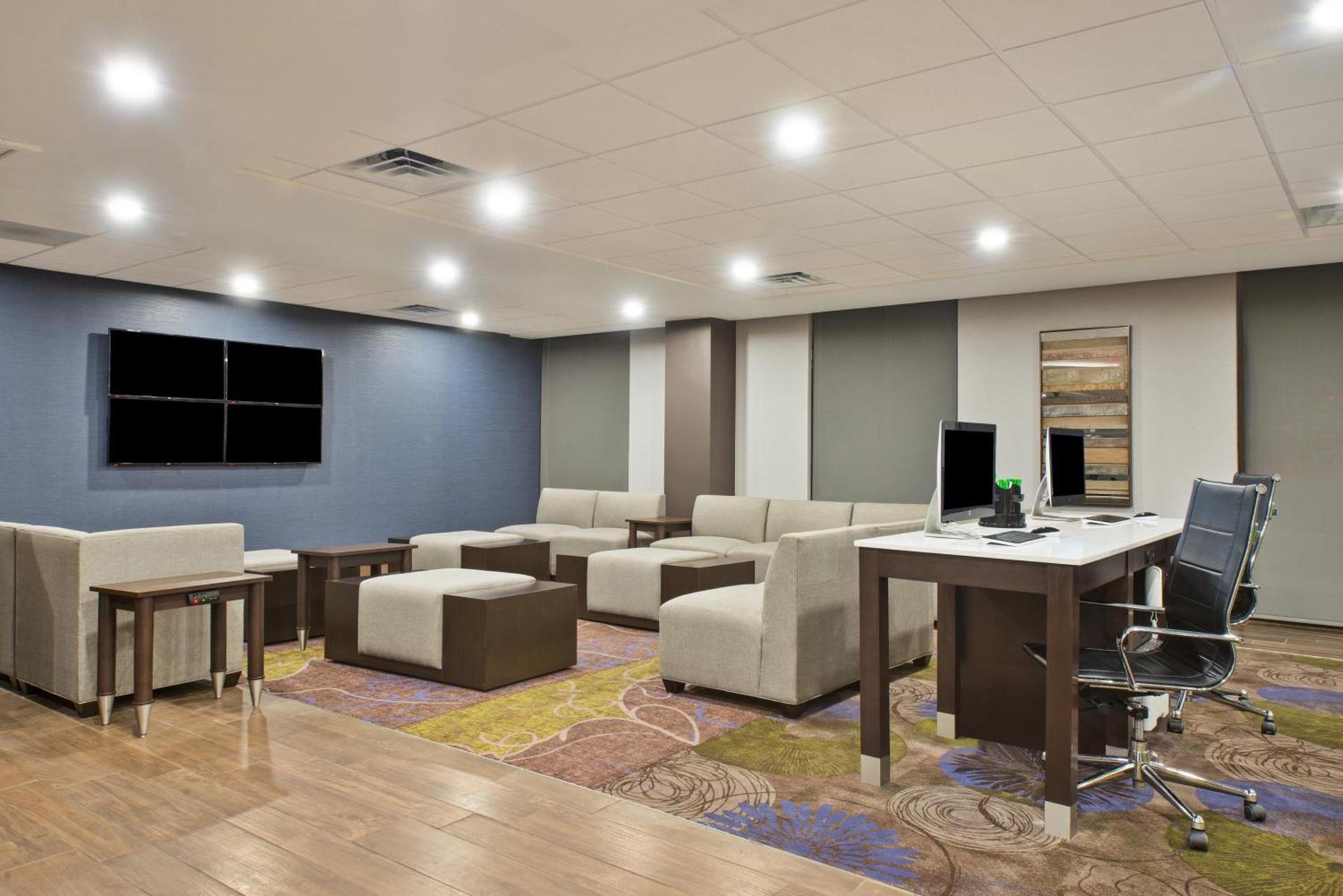 Holiday Inn Harrisburg East by IHG photo 40
