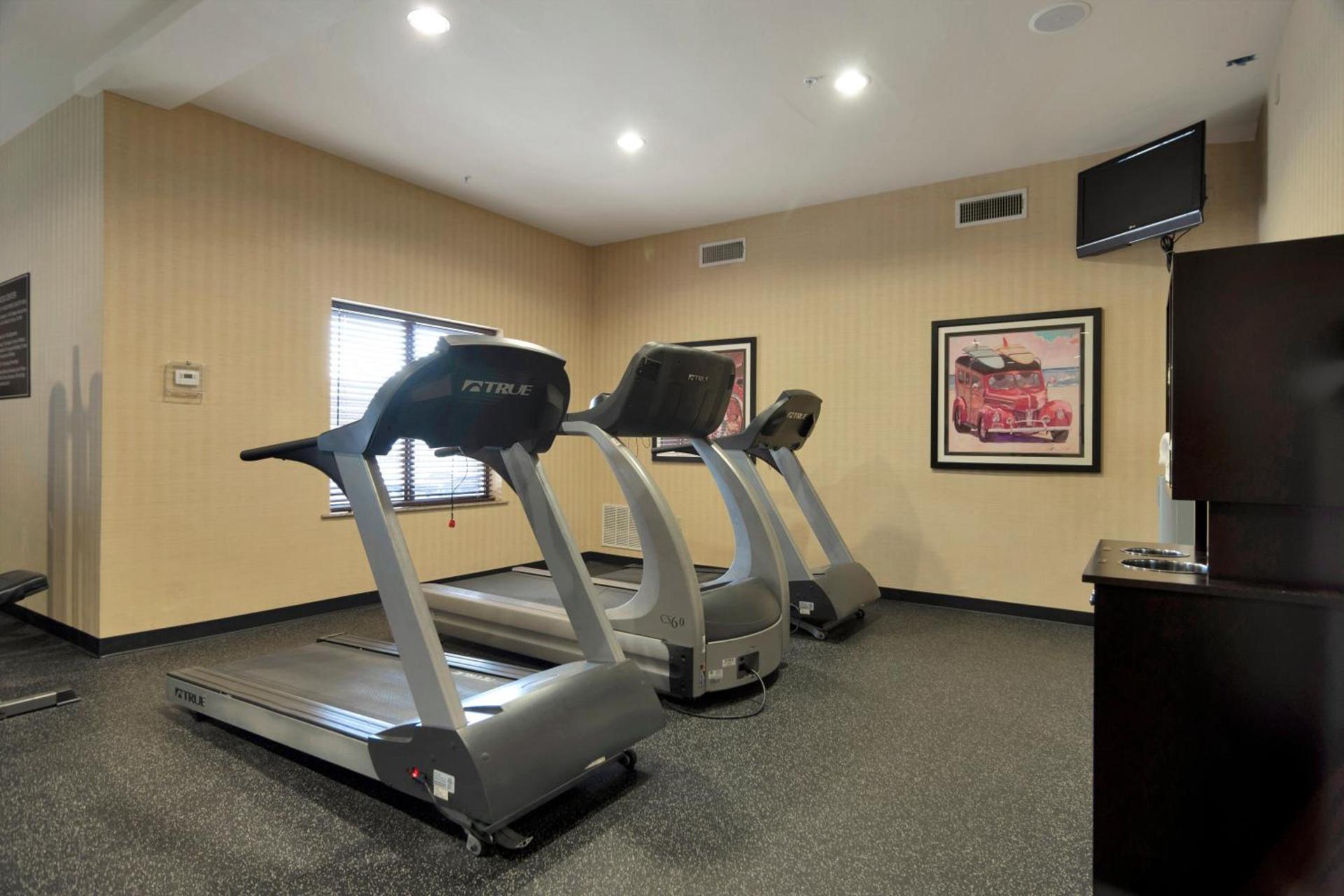 Holiday Inn Express Hotel & Suites DFW West - Hurst by IHG photo 14