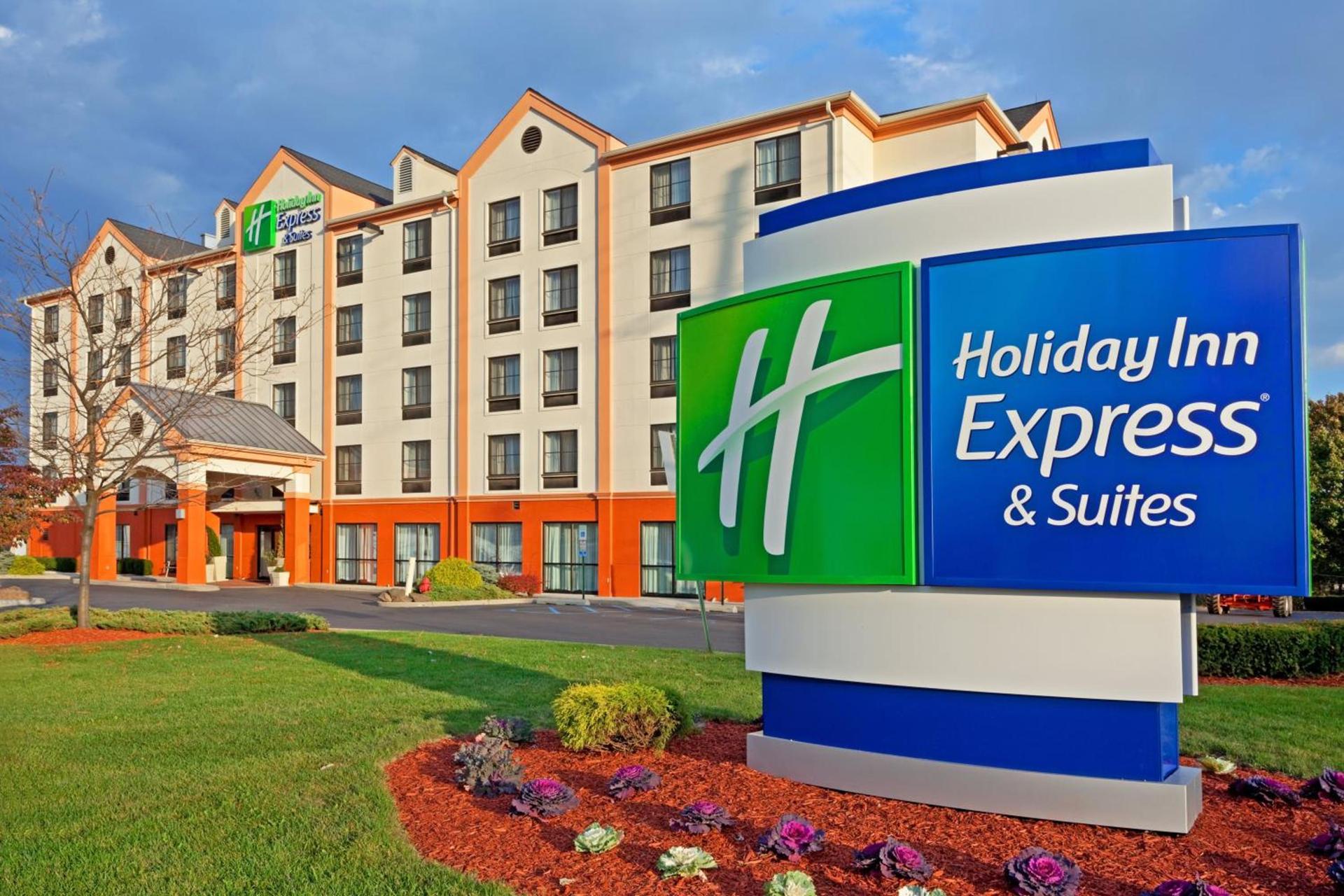 Holiday Inn Express Hotel & Suites Meadowlands Area by IHG photo 18