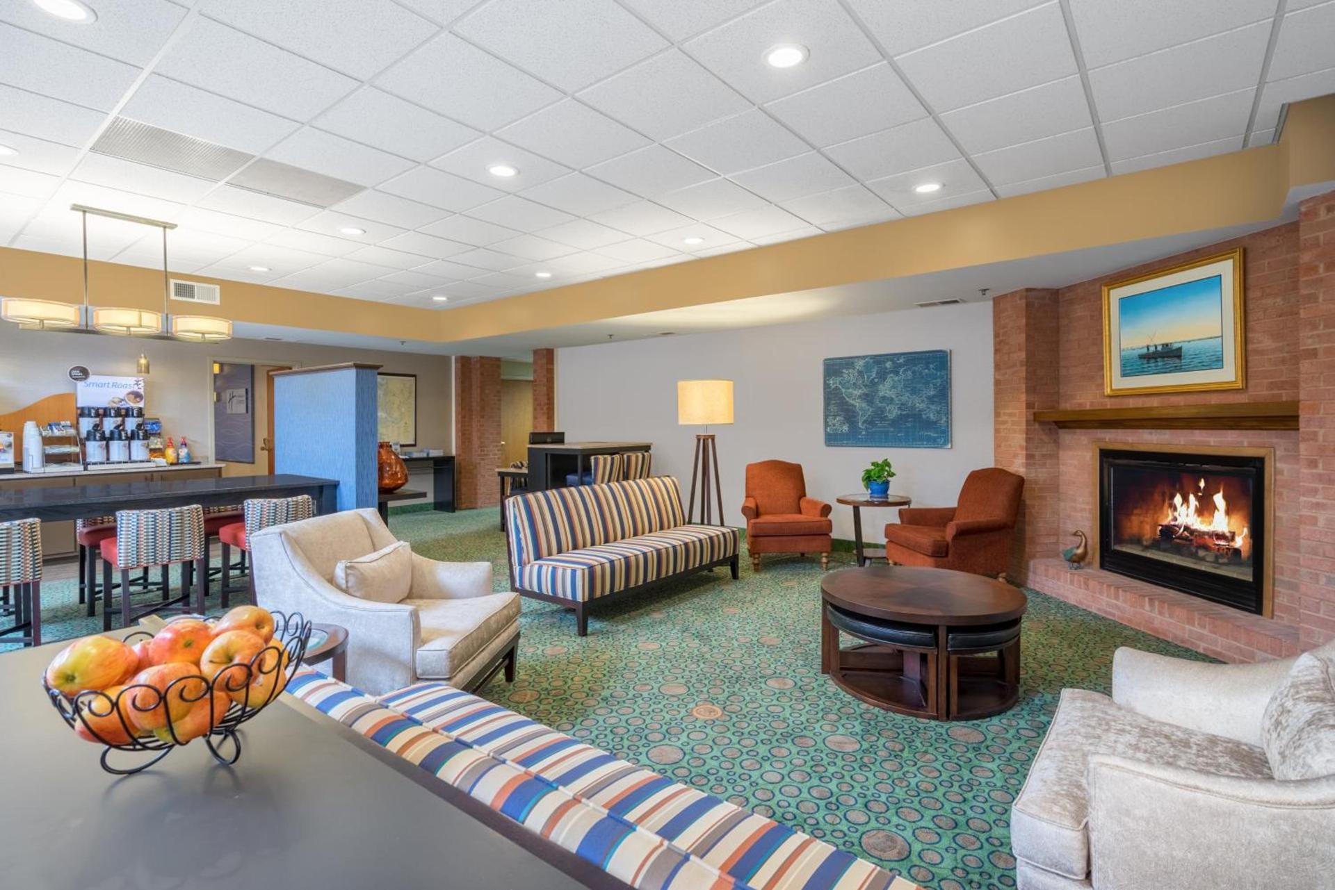 Holiday Inn Express Cambridge by IHG photo 2