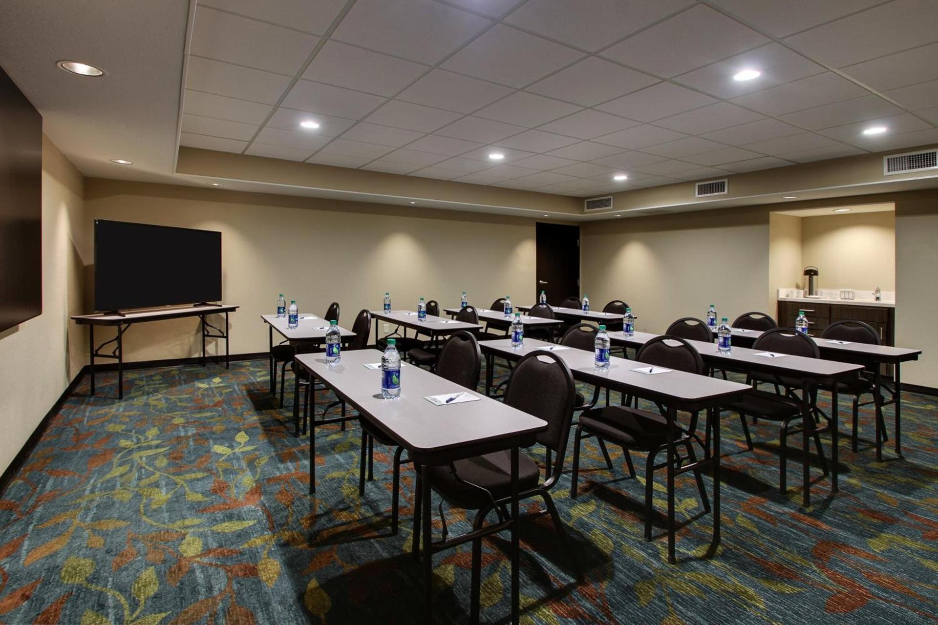Candlewood Suites - Wichita East by IHG photo 12
