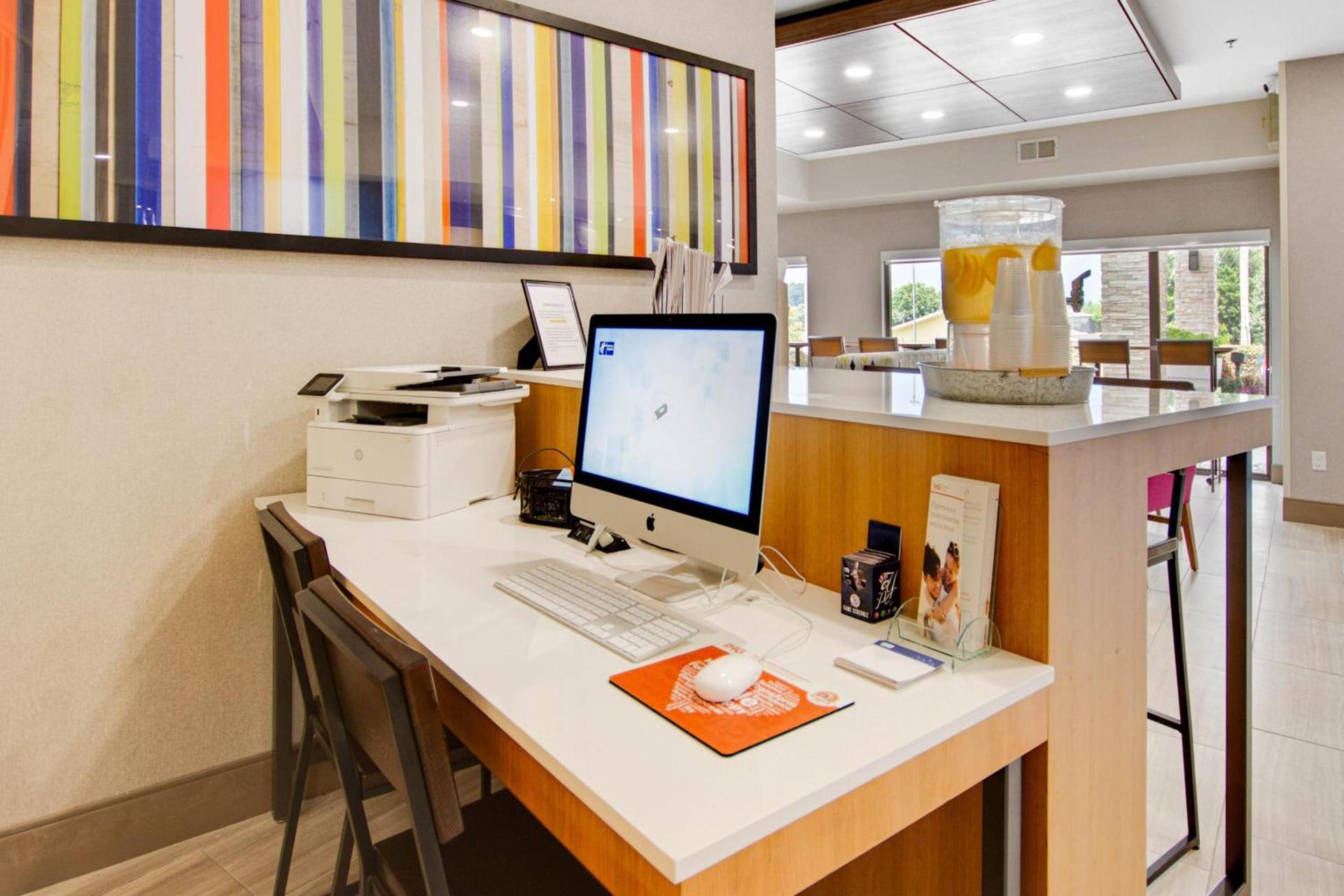 Holiday Inn Express Dublin by IHG photo 9