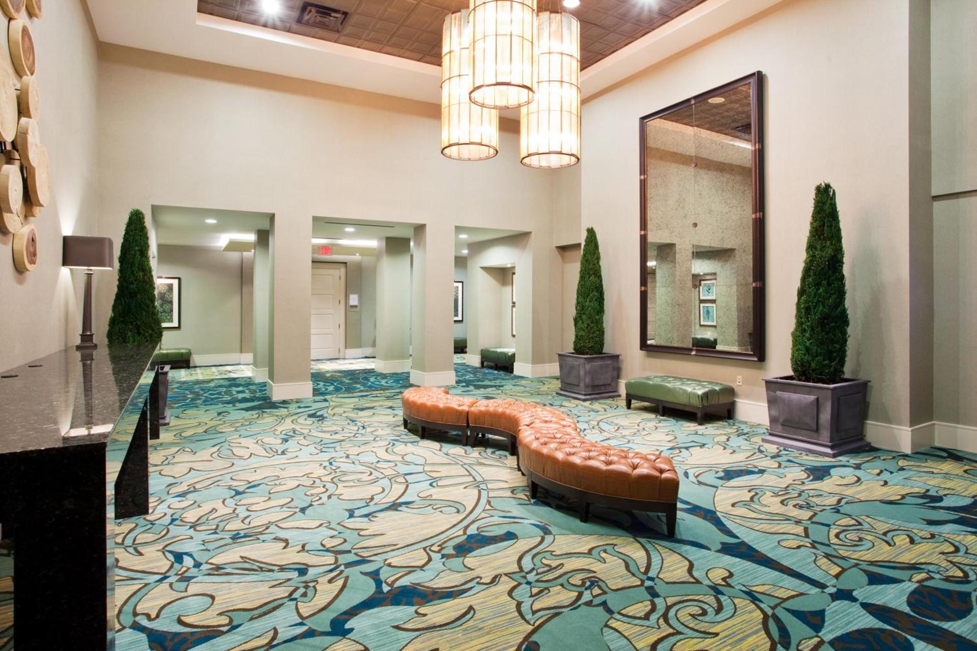Crowne Plaza Charleston by IHG photo 12