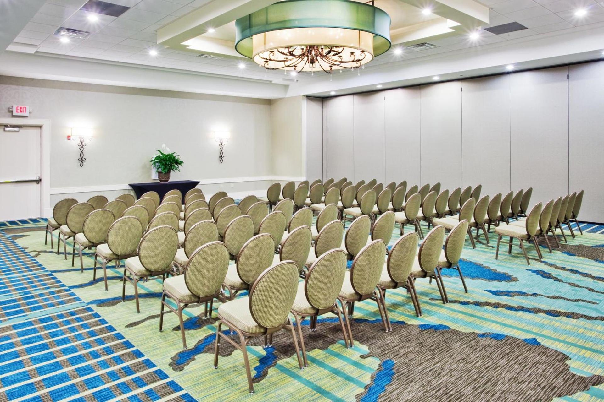Crowne Plaza Charleston by IHG photo 85