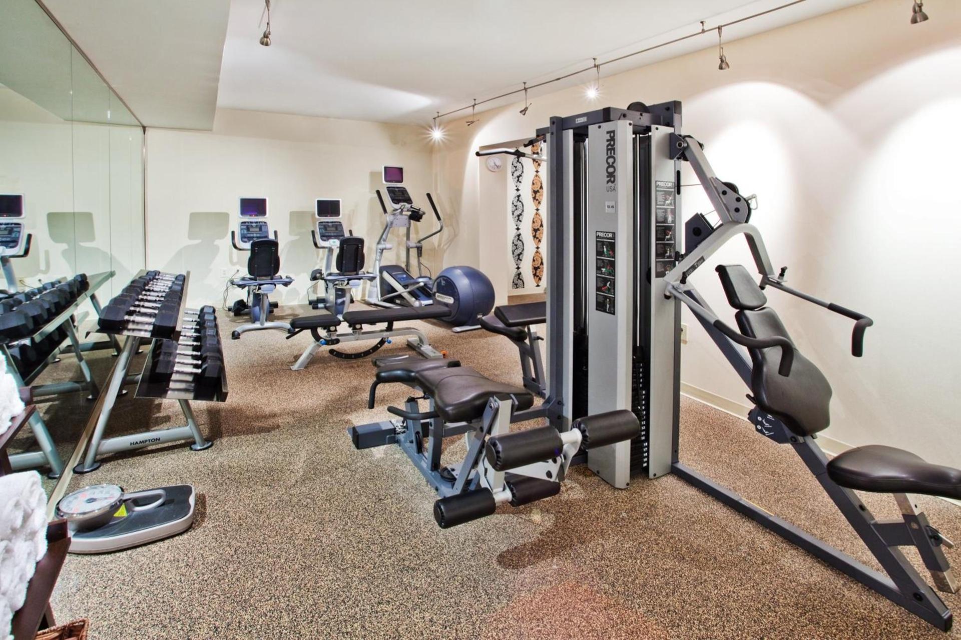 Crowne Plaza Charleston by IHG photo 15