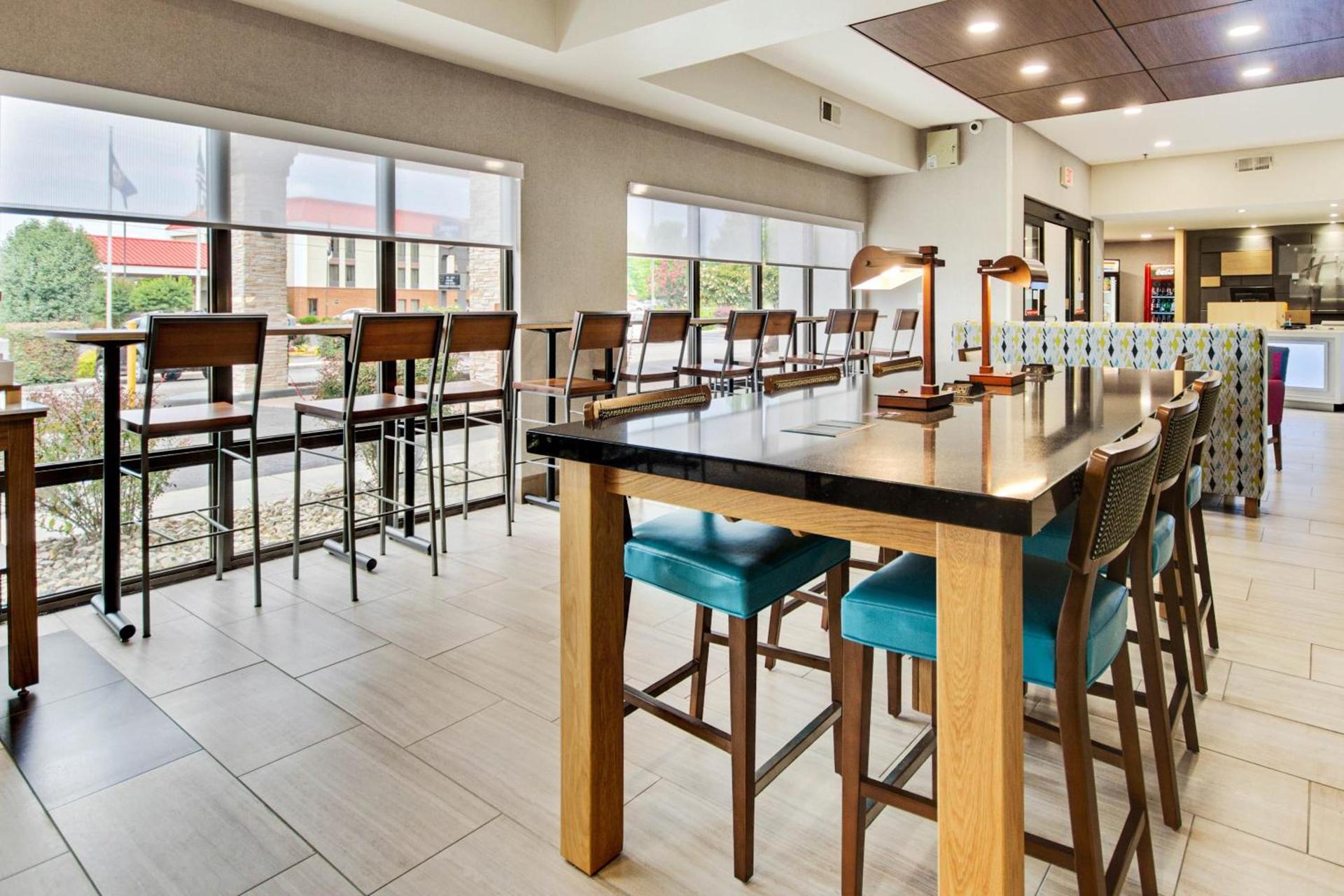 Holiday Inn Express Dublin by IHG photo 8