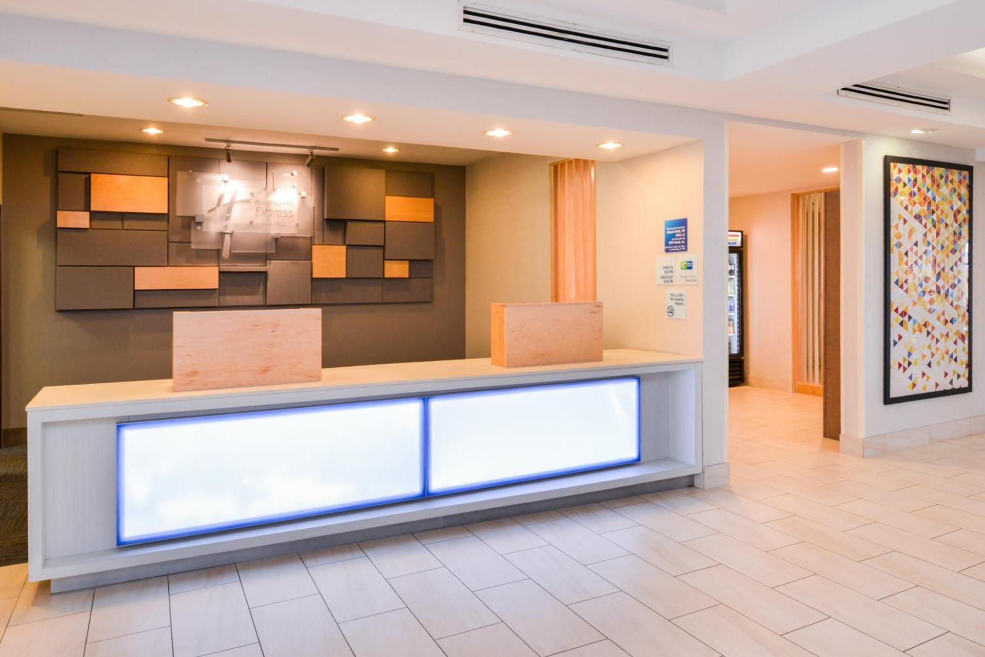 Holiday Inn Express Mineral Wells by IHG photo 5
