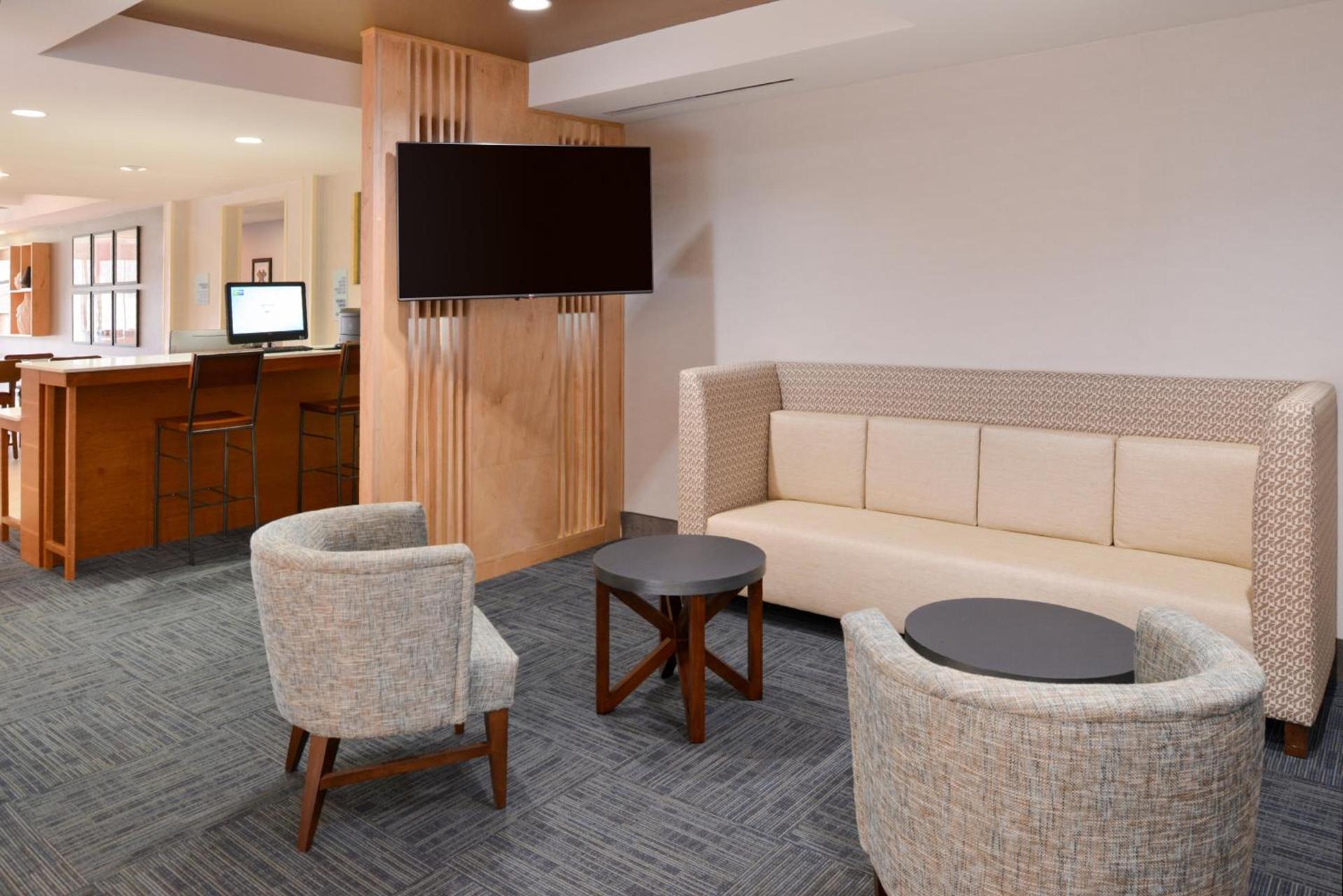 Holiday Inn Express Mineral Wells by IHG photo 33