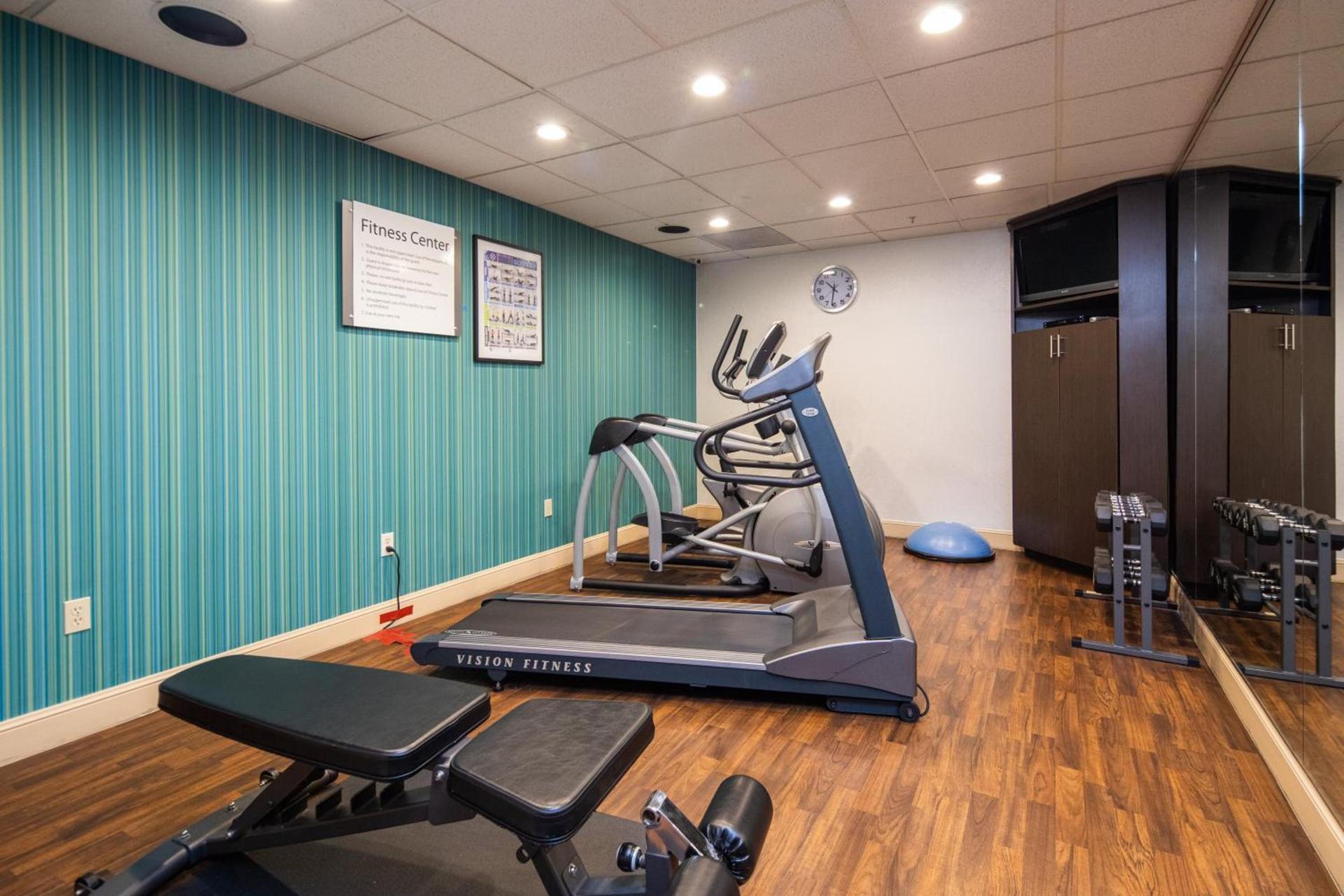Holiday Inn Express Castro Valley - I-580 by IHG photo 19