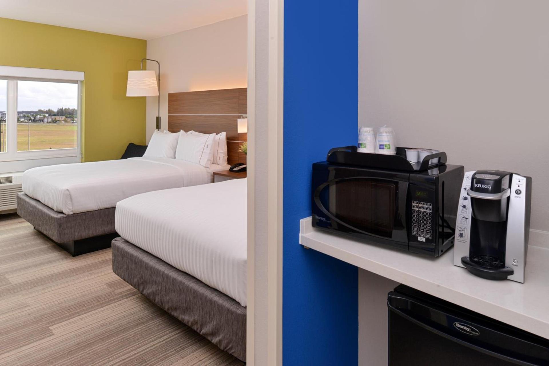 Holiday Inn Express & Suites Trinity by IHG photo 20
