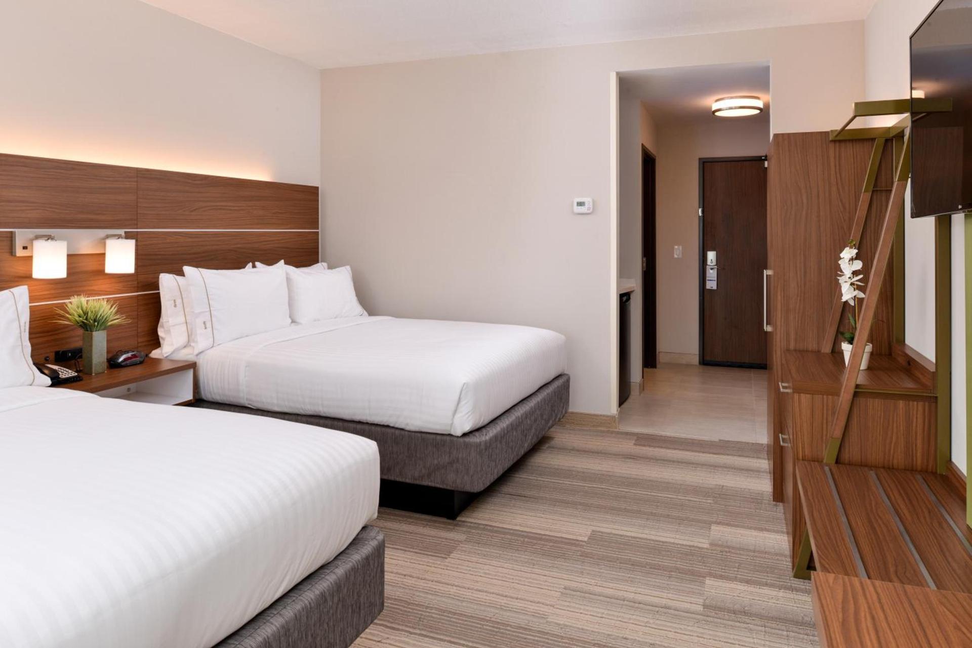 Holiday Inn Express & Suites Trinity by IHG photo 64