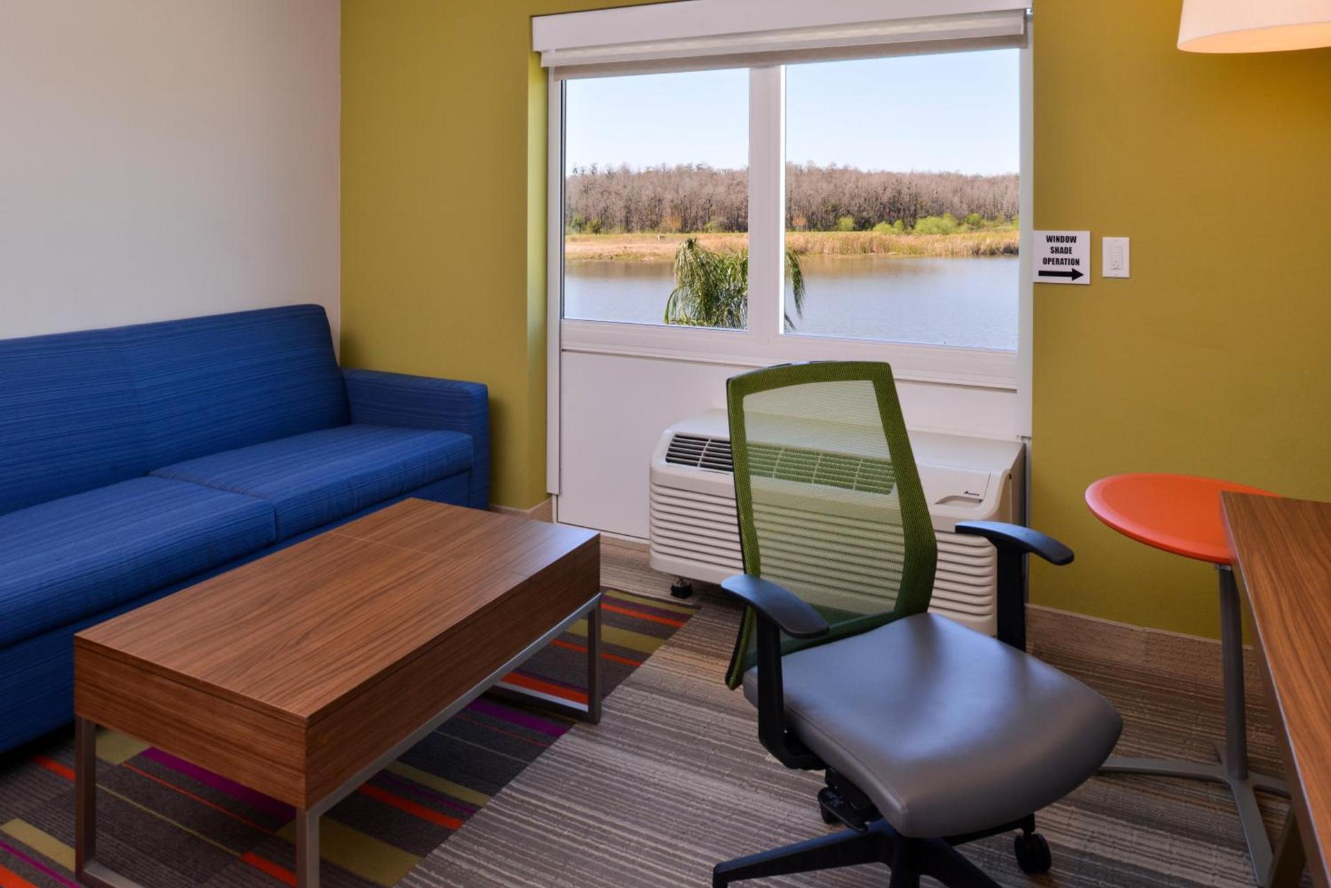 Holiday Inn Express & Suites Trinity by IHG photo 14