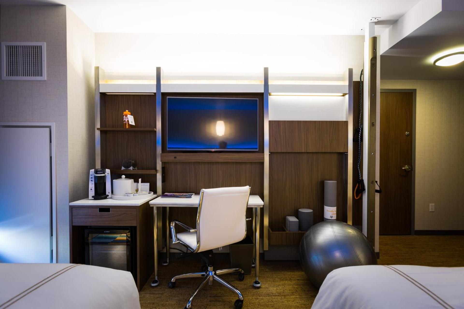 EVEN Hotel New York - Times Square South by IHG photo 35