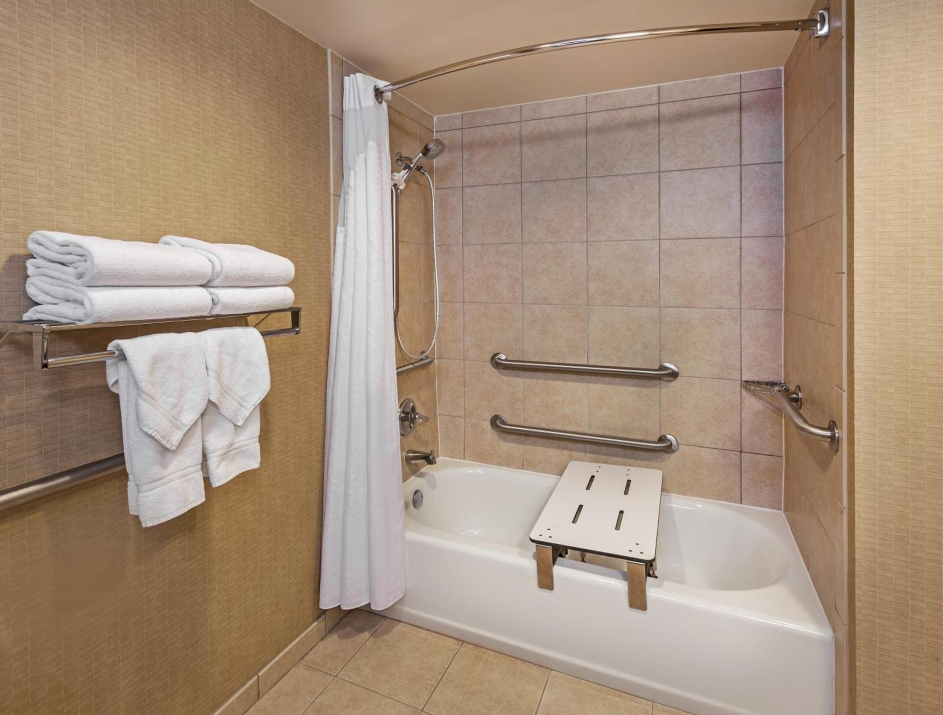 Holiday Inn Springdale-Fayetteville Area by IHG photo 17
