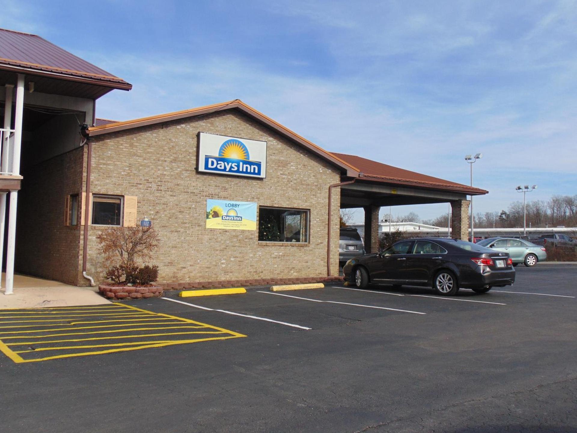 Days Inn by Wyndham Huntington photo 31