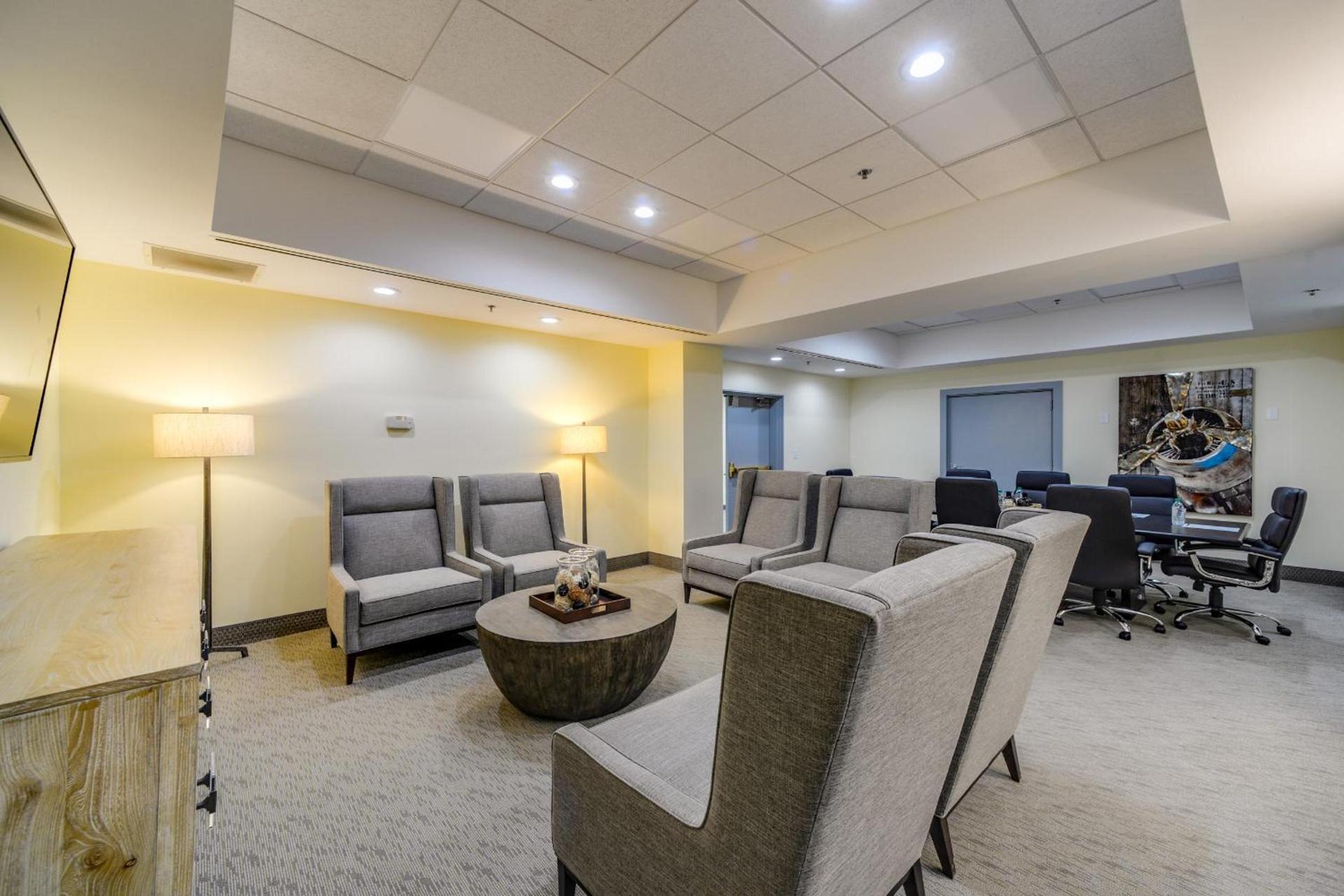 Saint Louis Airport Hotel photo 38