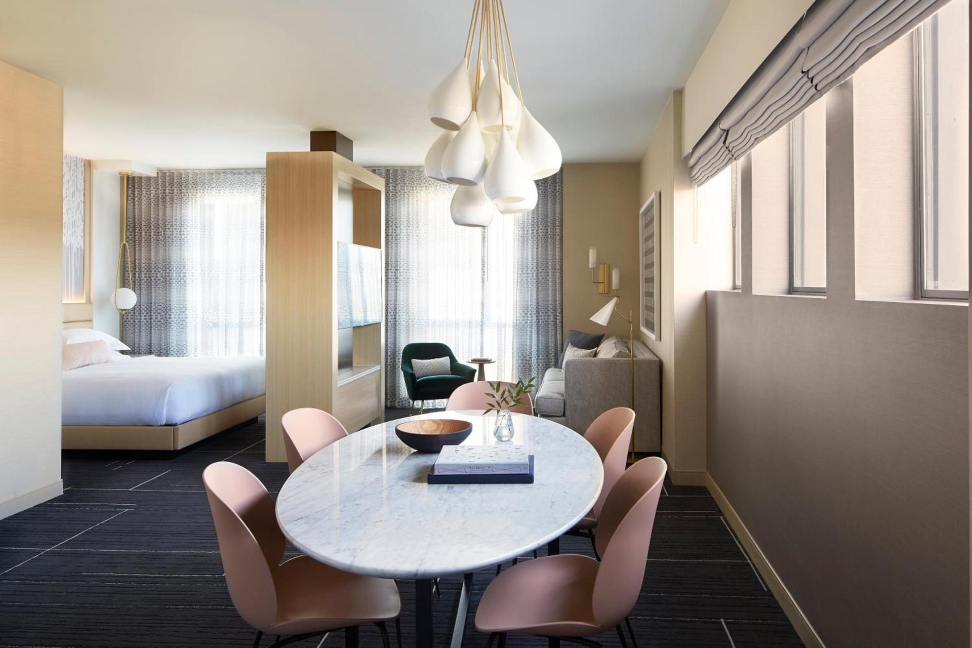 Kimpton Hotel Wilshire by IHG photo 21
