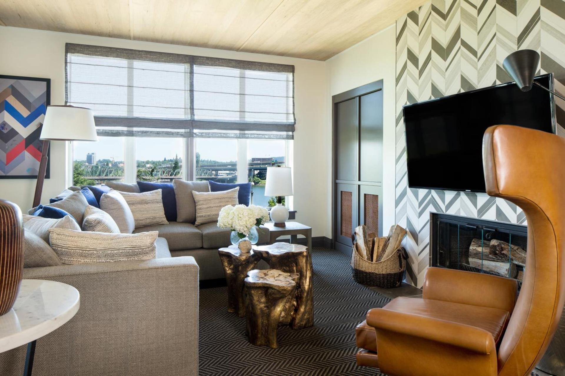 Kimpton Riverplace Hotel by IHG photo 45