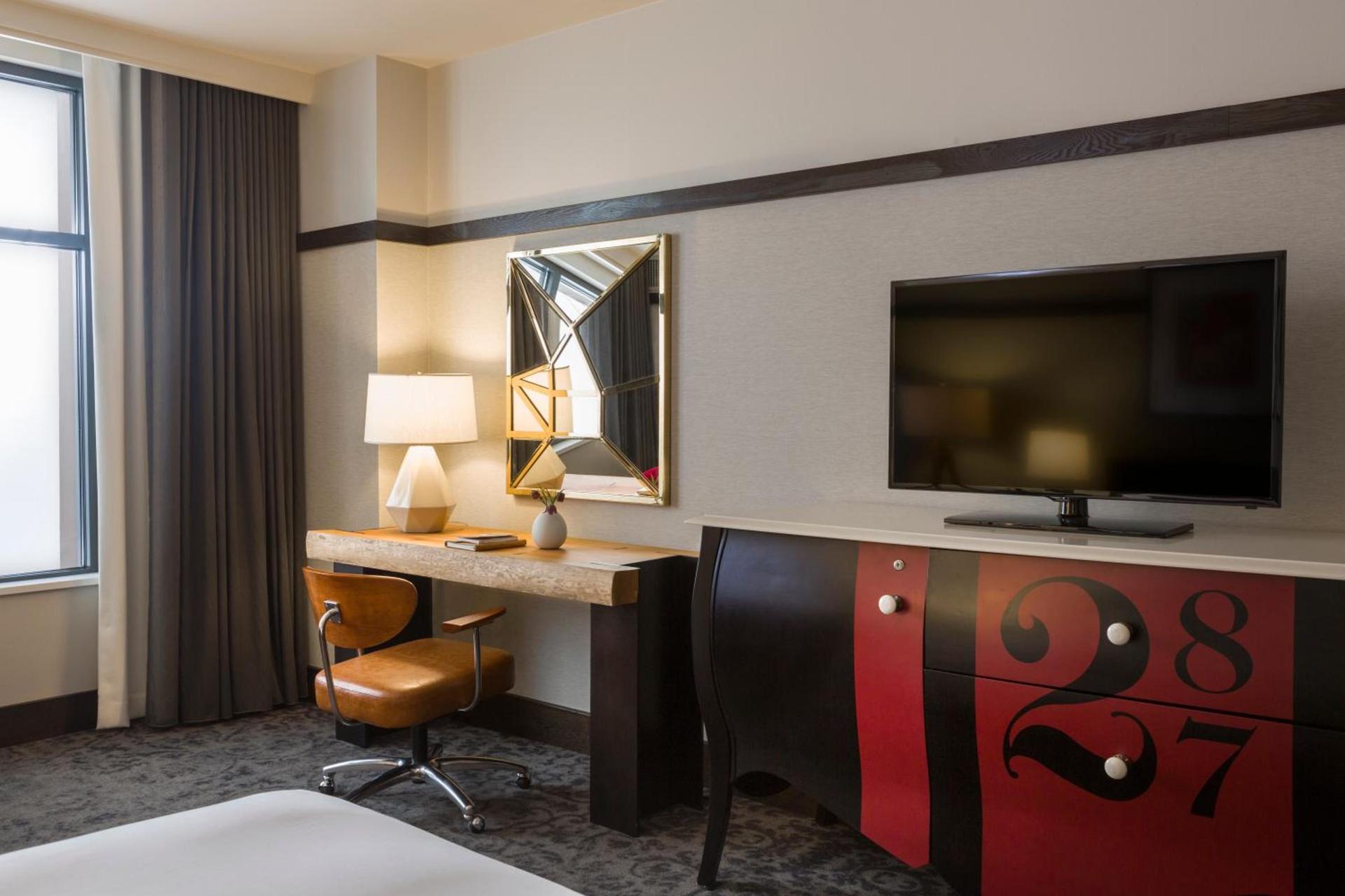 Kimpton Journeyman Hotel by IHG photo 39