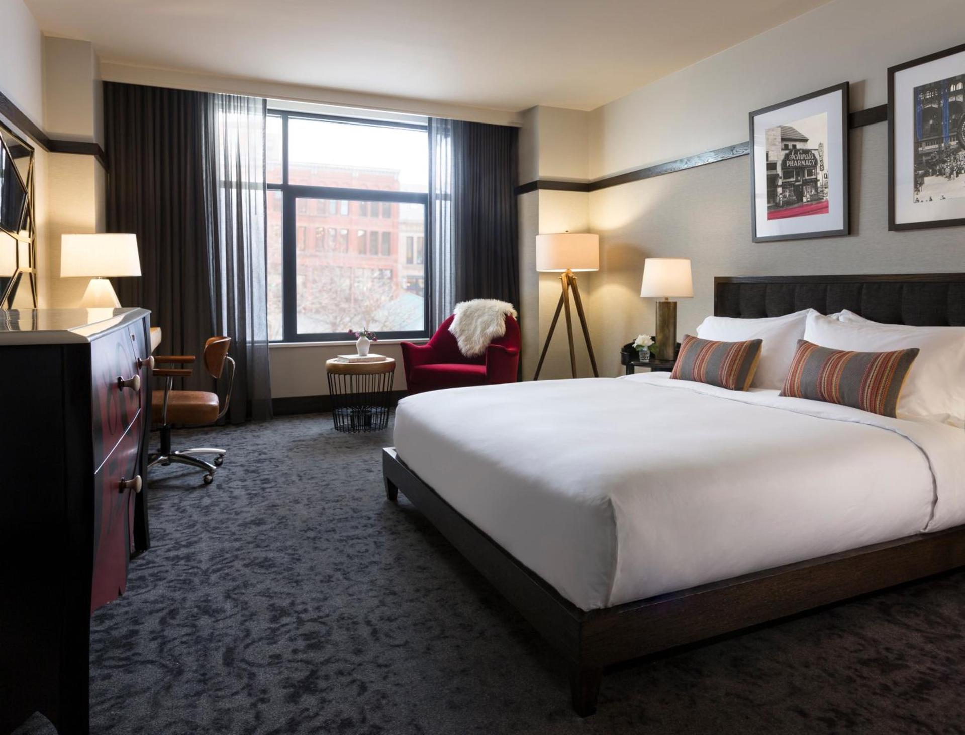 Kimpton Journeyman Hotel by IHG photo 36
