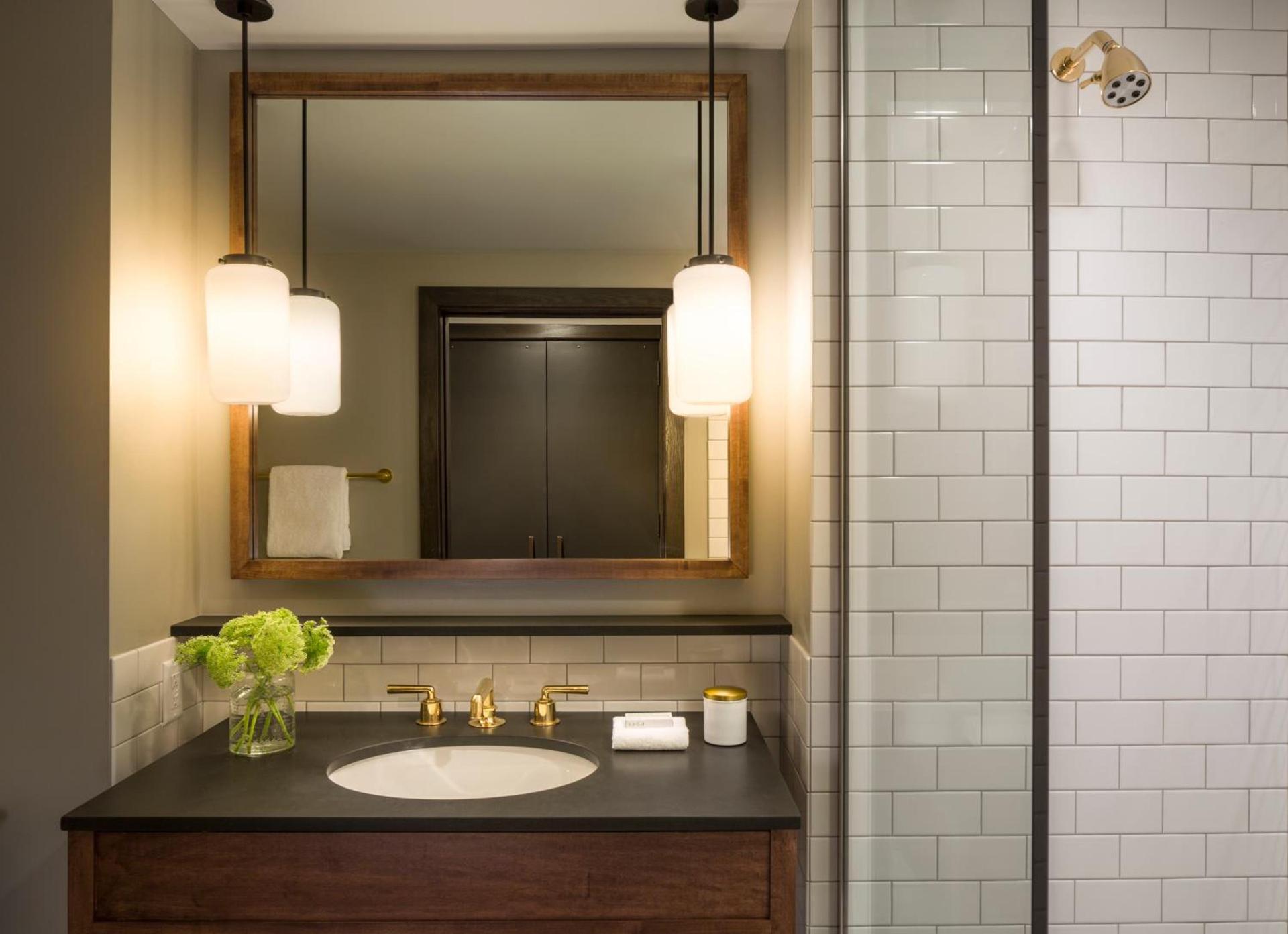 Kimpton Journeyman Hotel by IHG photo 25