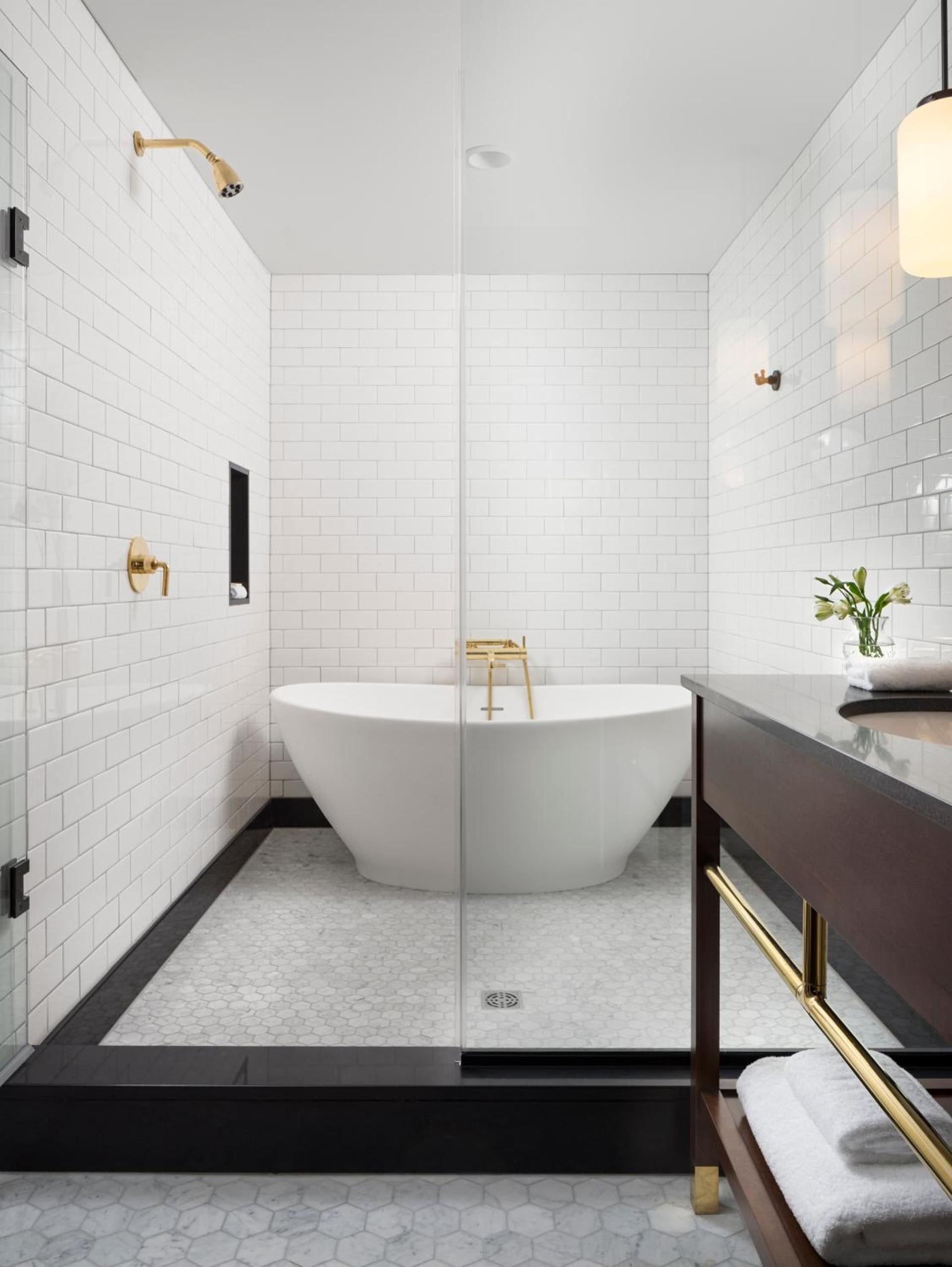 Kimpton Journeyman Hotel by IHG photo 21