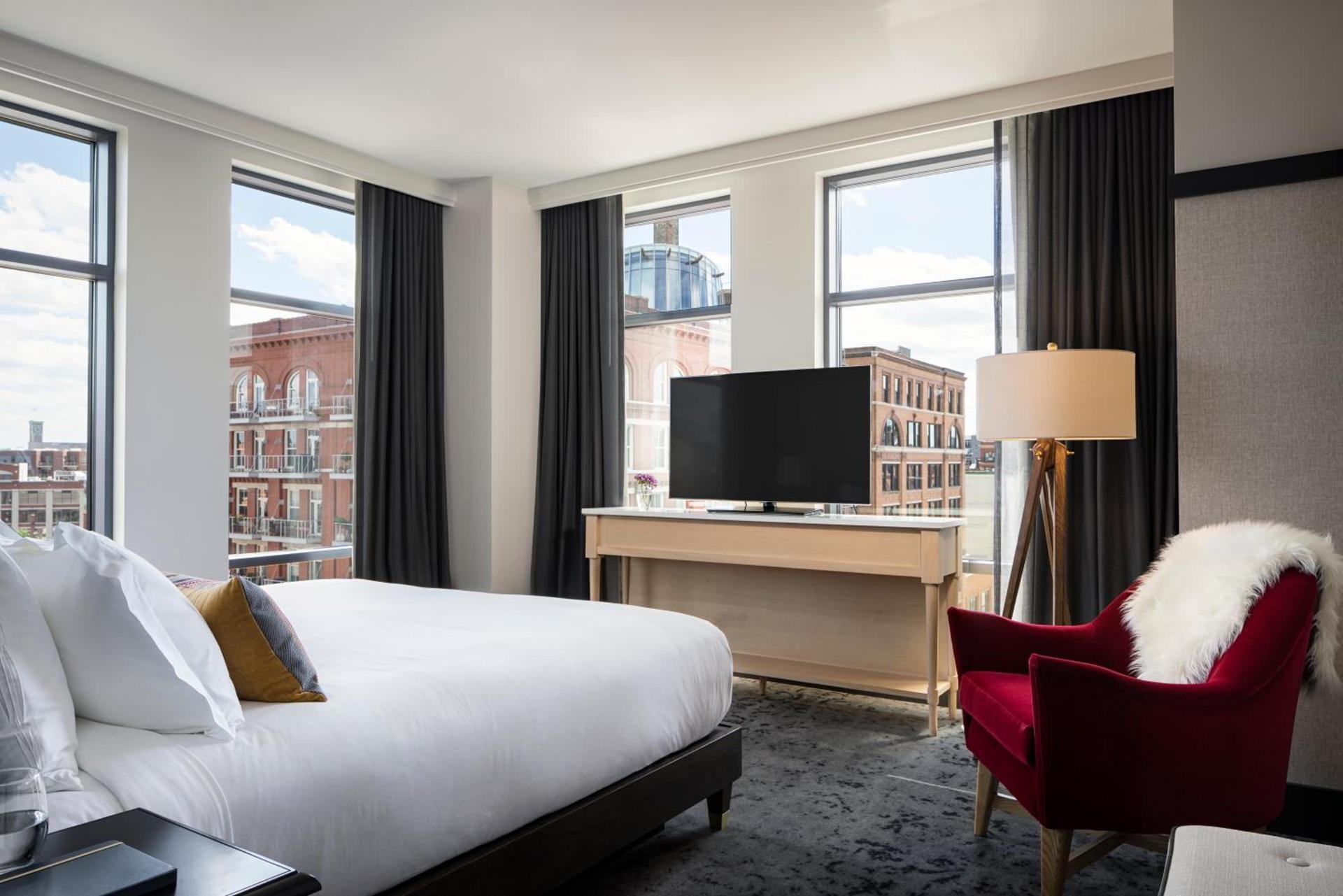 Kimpton Journeyman Hotel by IHG photo 30