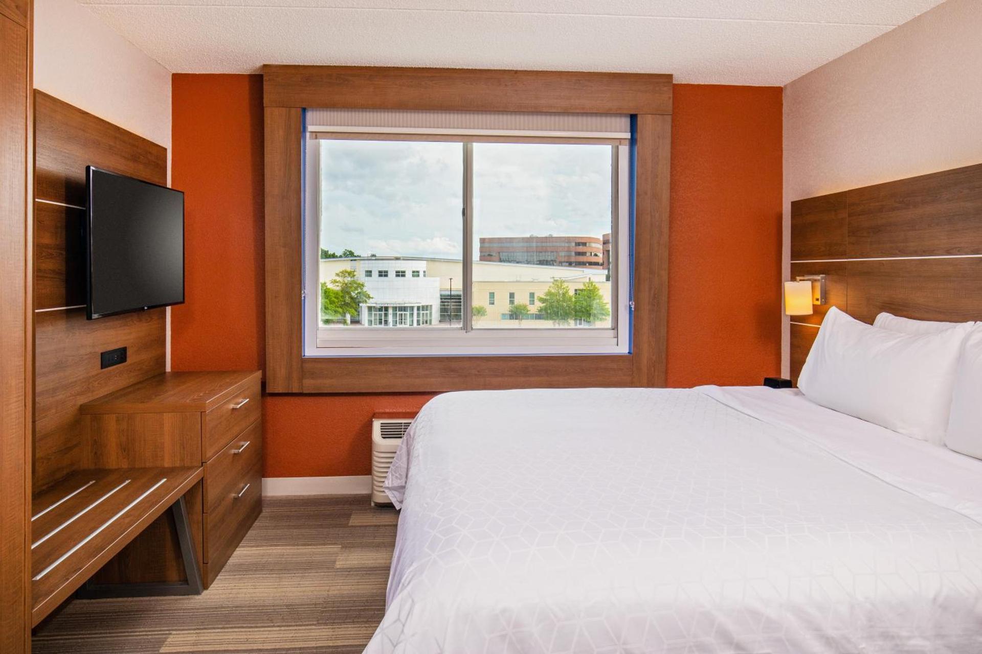 Holiday Inn Express Chesapeake - Norfolk by IHG photo 17