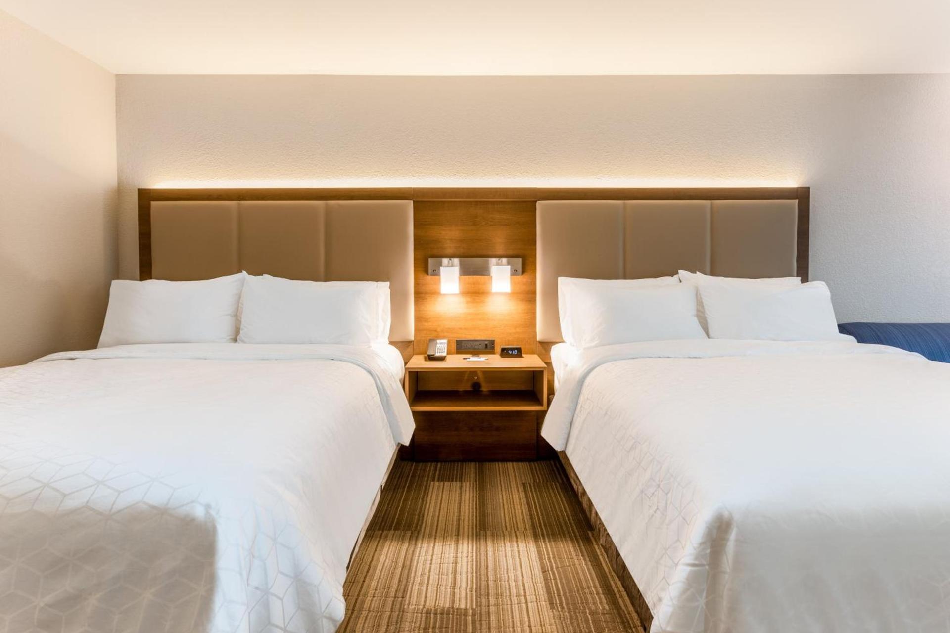 Holiday Inn Express & Suites - Florence - Cincinnati Airport by IHG photo 35