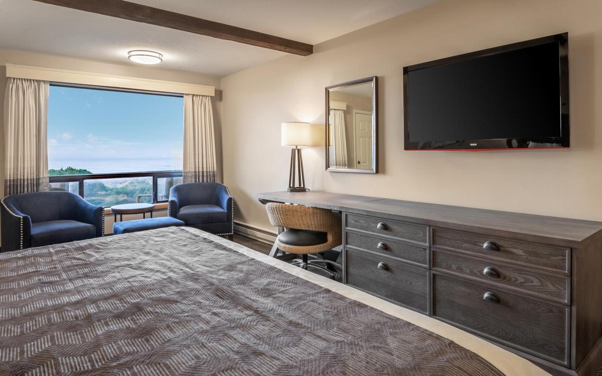 Gold Beach Inn photo 11
