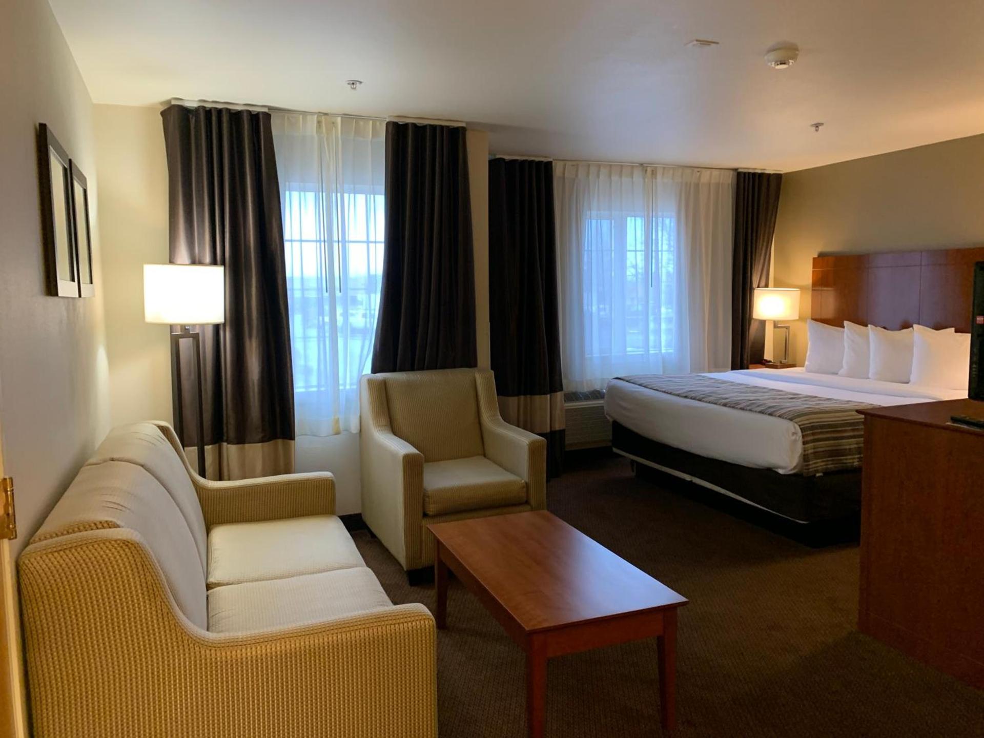 Country Inn & Suites by Radisson, Bend, OR photo 58