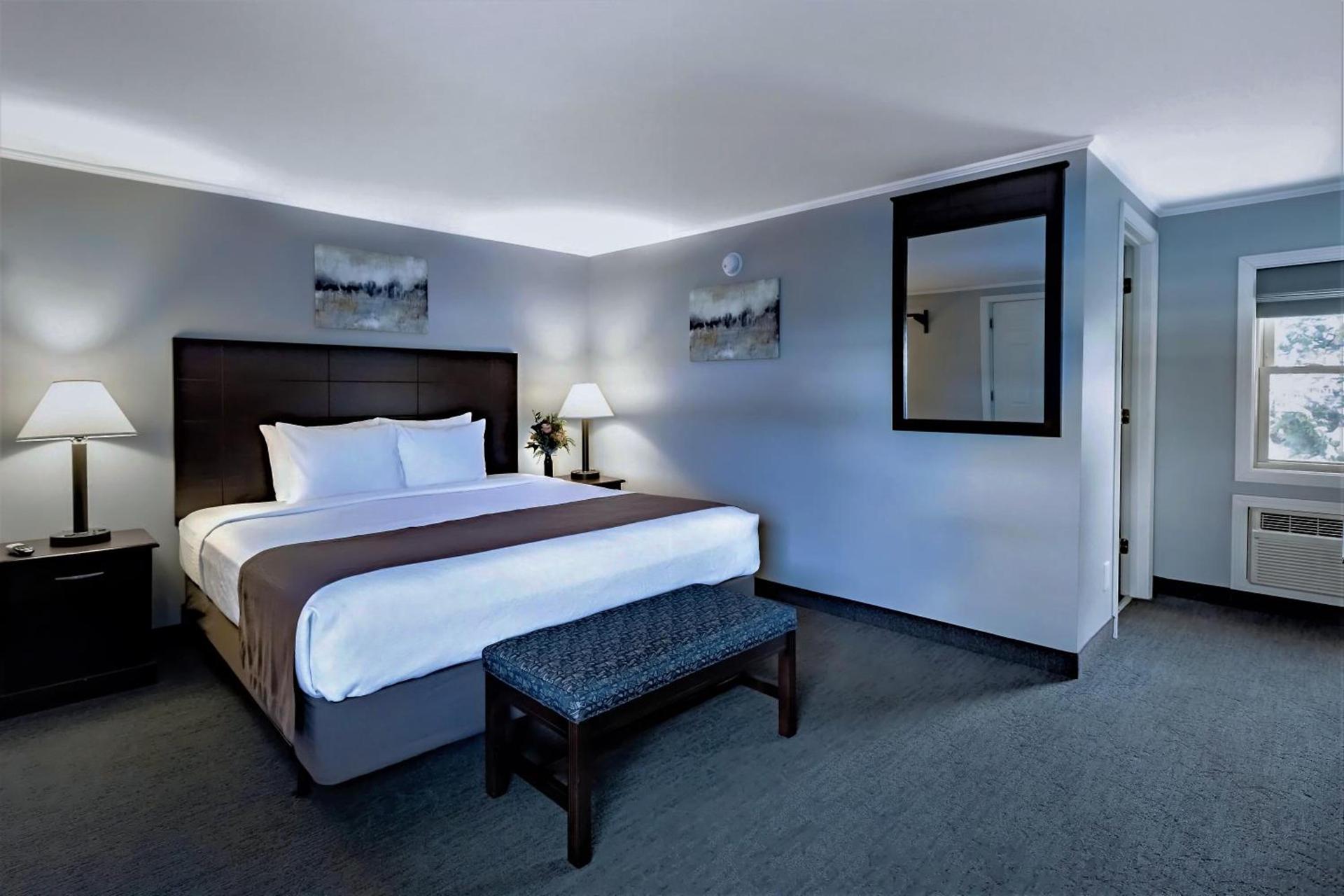 Mt. Madison Inn & Suites photo 22